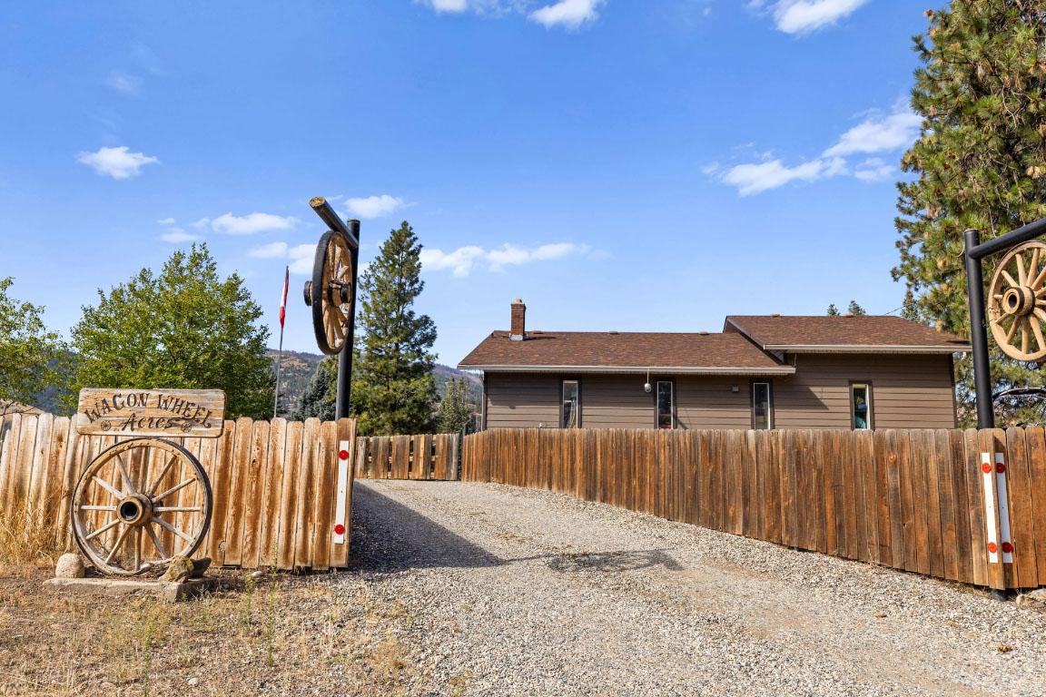 









602


Johnson

Crescent,
Oliver,




BC
V0H 1T5

