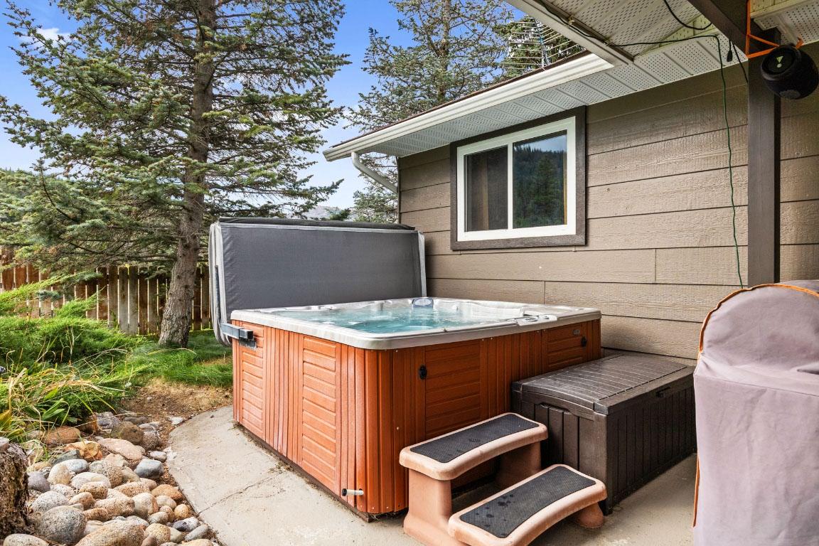 









602


Johnson

Crescent,
Oliver,




BC
V0H 1T5

