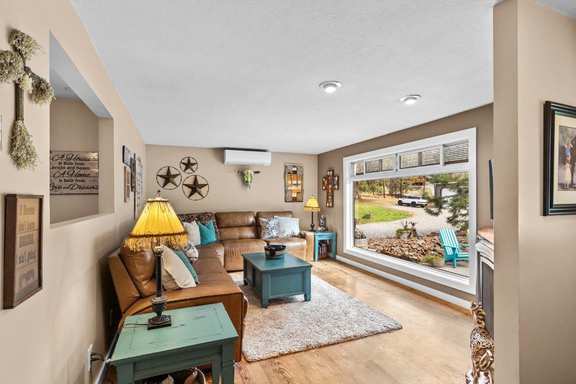 









602


Johnson

Crescent,
Oliver,




BC
V0H 1T5

