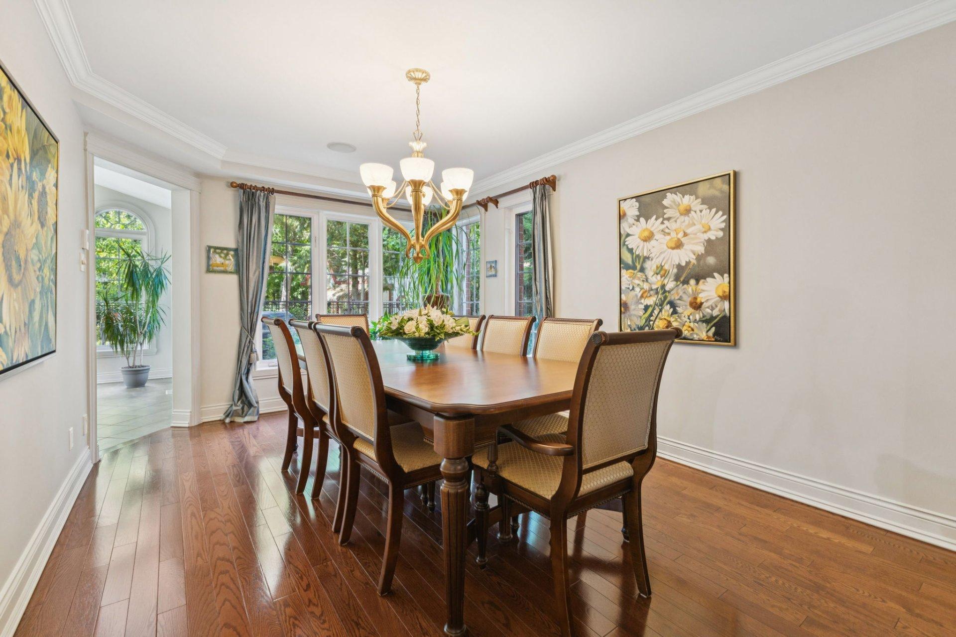 









6


Place Léonard

,
Gatineau (Buckingham),




QC
J8L3N4

