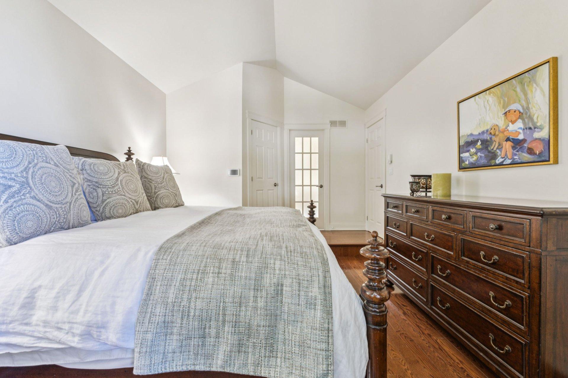 









6


Place Léonard

,
Gatineau (Buckingham),




QC
J8L3N4

