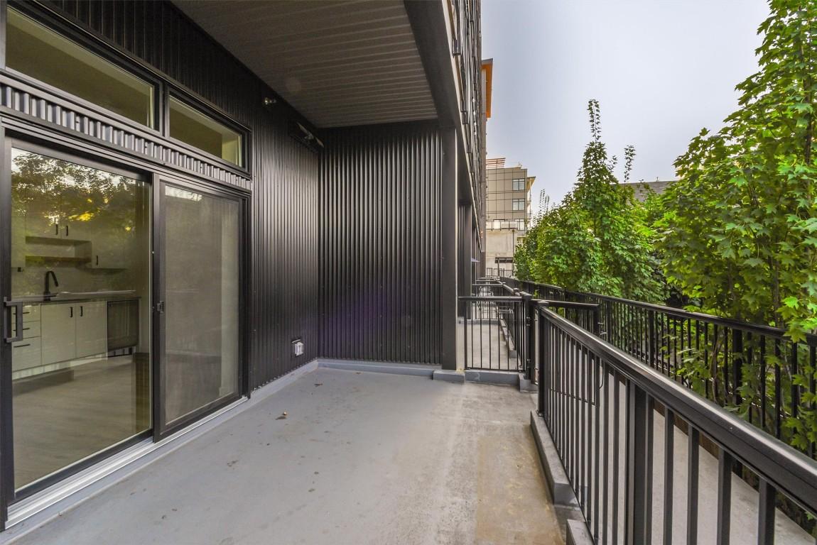 









660


Cawston

Avenue, 106,
Kelowna,




BC
V1Y 2L1

