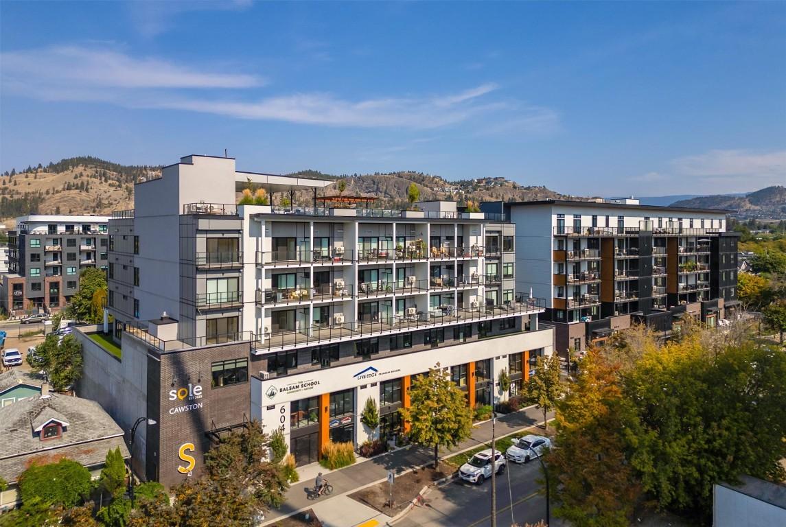 









660


Cawston

Avenue, 106,
Kelowna,




BC
V1Y 2L1


