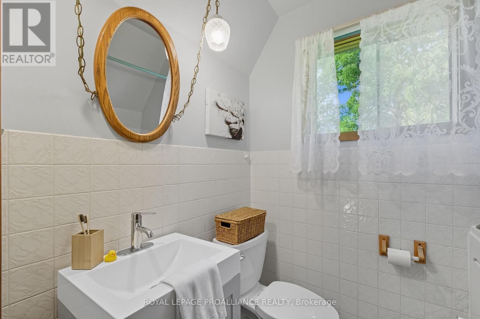 












383 HANSEN ROAD

,
Brighton,




Ontario
K0K1H0


