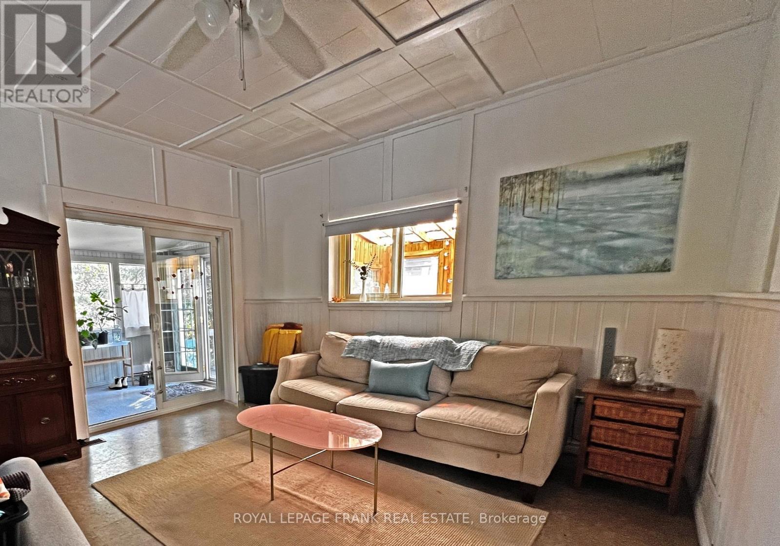 












4420 COUNTY RD 29

,
Douro-Dummer,




Ontario
K0L2H0

