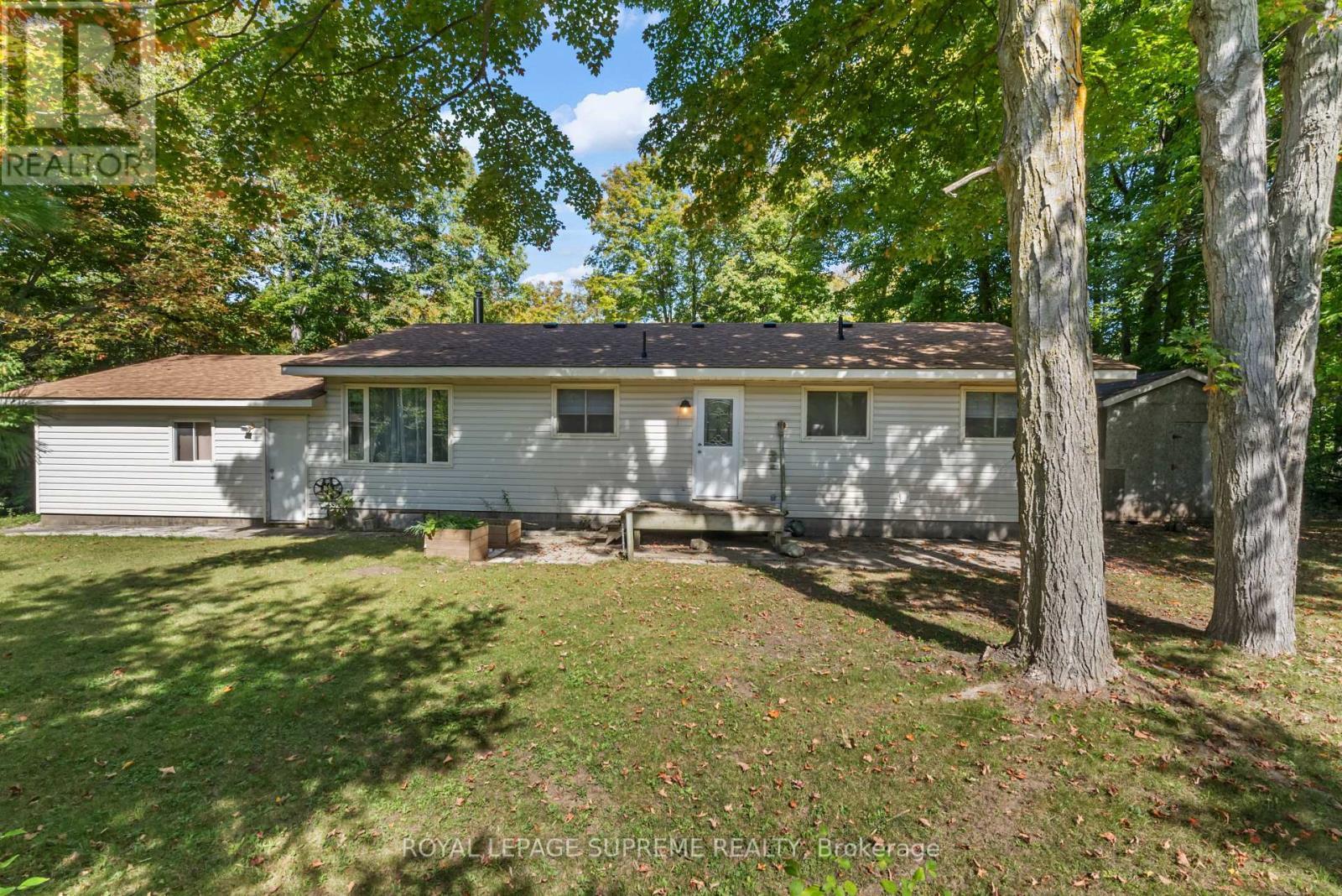 












42 BIRCH STREET

,
South Bruce Peninsula,




Ontario
N0H2G0

