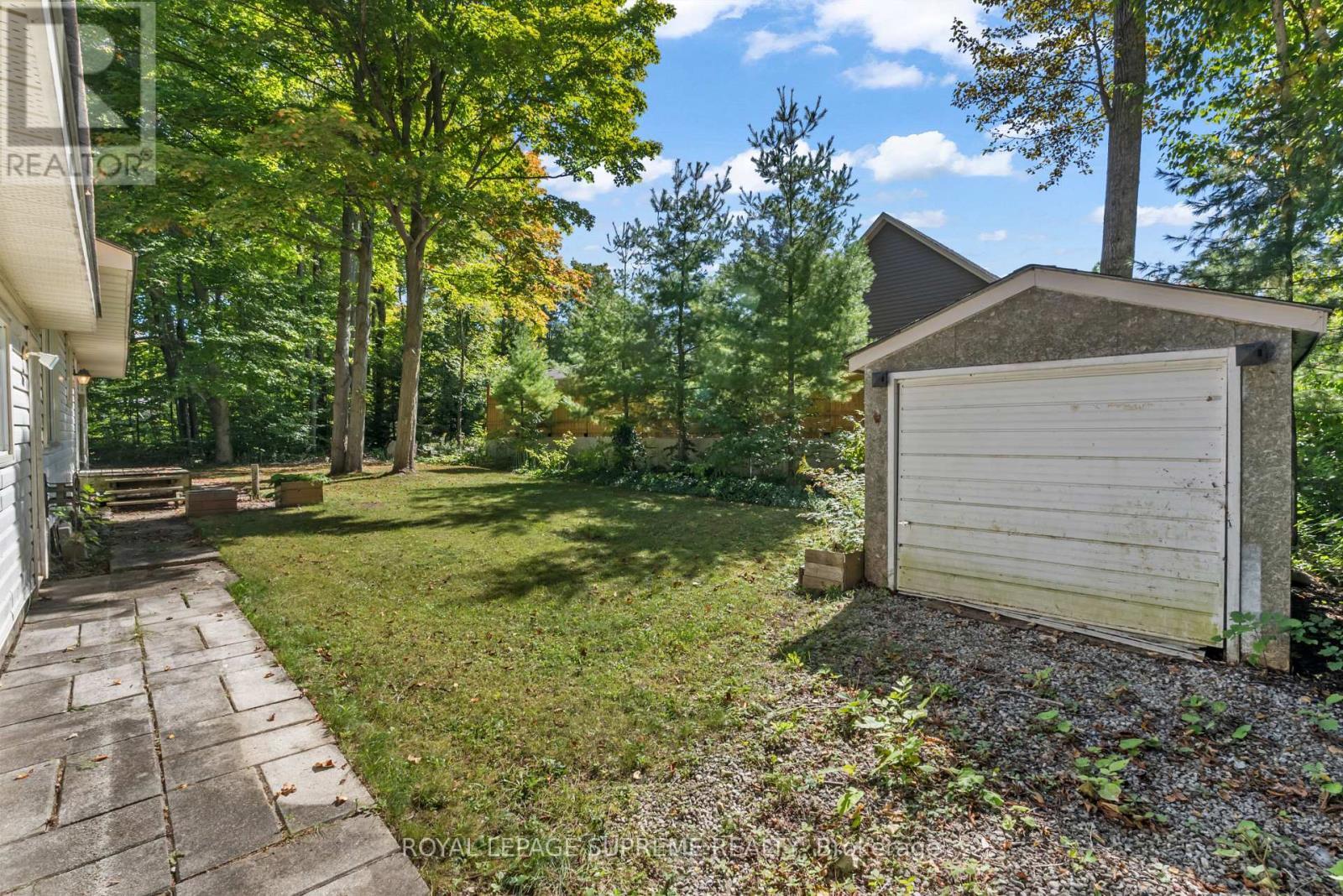 












42 BIRCH STREET

,
South Bruce Peninsula,




Ontario
N0H2G0

