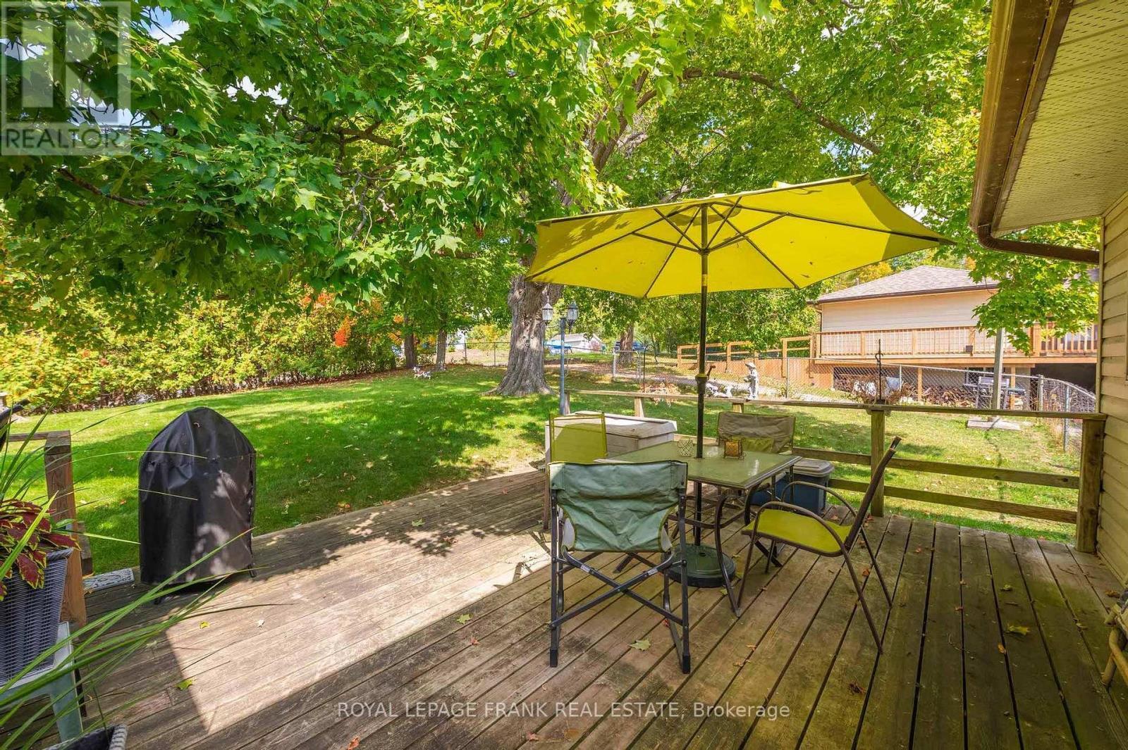 












153 FIFES BAY ROAD

,
Selwyn,




Ontario
K9J6X3


