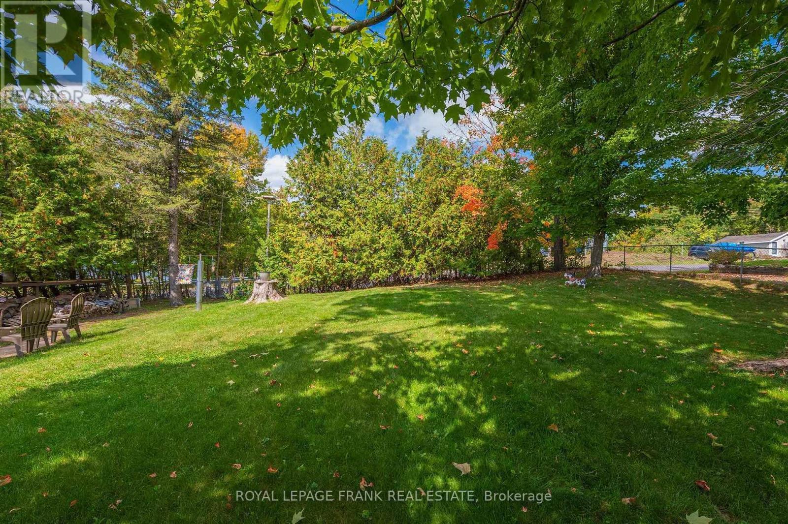 












153 FIFES BAY ROAD

,
Selwyn,




Ontario
K9J6X3

