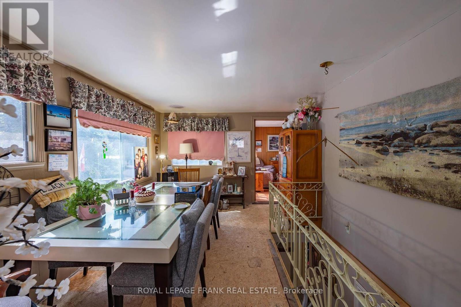












153 FIFES BAY ROAD

,
Selwyn,




Ontario
K9J6X3

