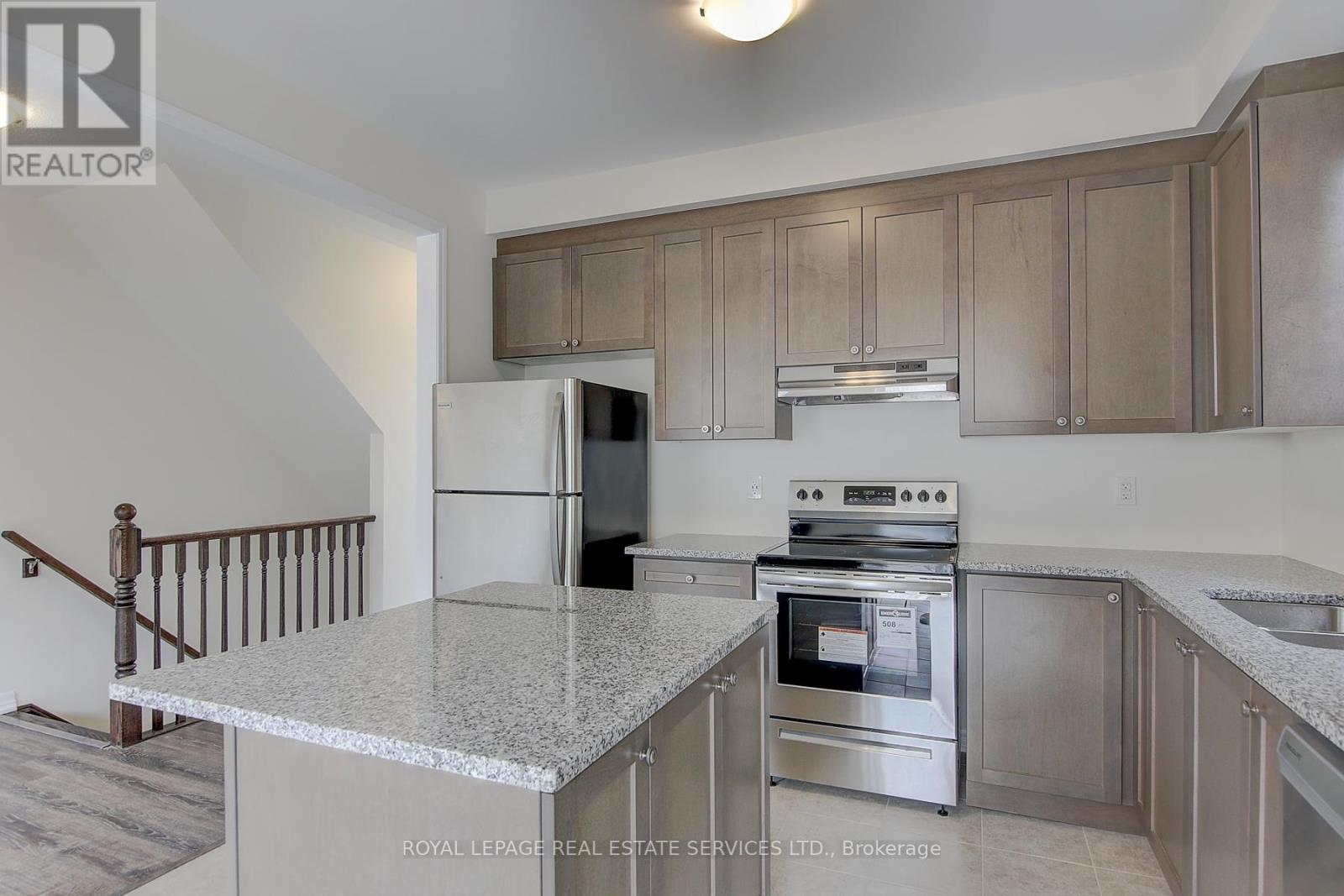 












8 - 3256 CHARLES FAY PASSAGE

,
Oakville,




Ontario
L6M1S2

