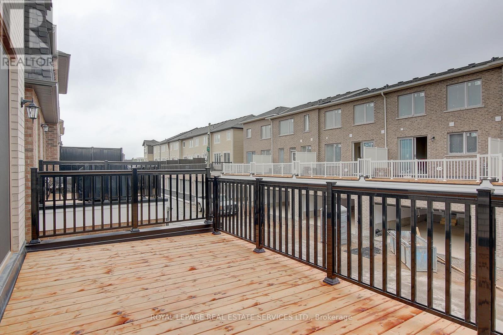 












8 - 3256 CHARLES FAY PASSAGE

,
Oakville,




Ontario
L6M1S2


