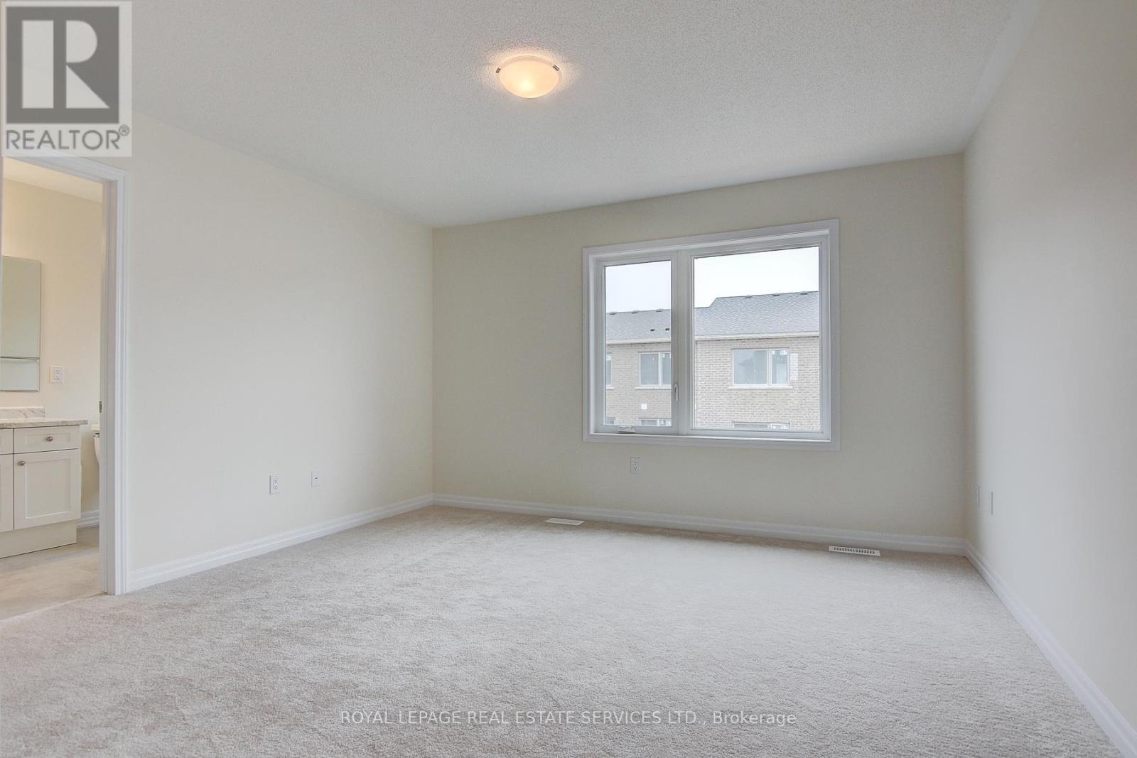












8 - 3256 CHARLES FAY PASSAGE

,
Oakville,




Ontario
L6M1S2

