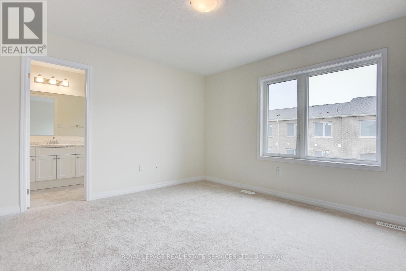 












8 - 3256 CHARLES FAY PASSAGE

,
Oakville,




Ontario
L6M1S2

