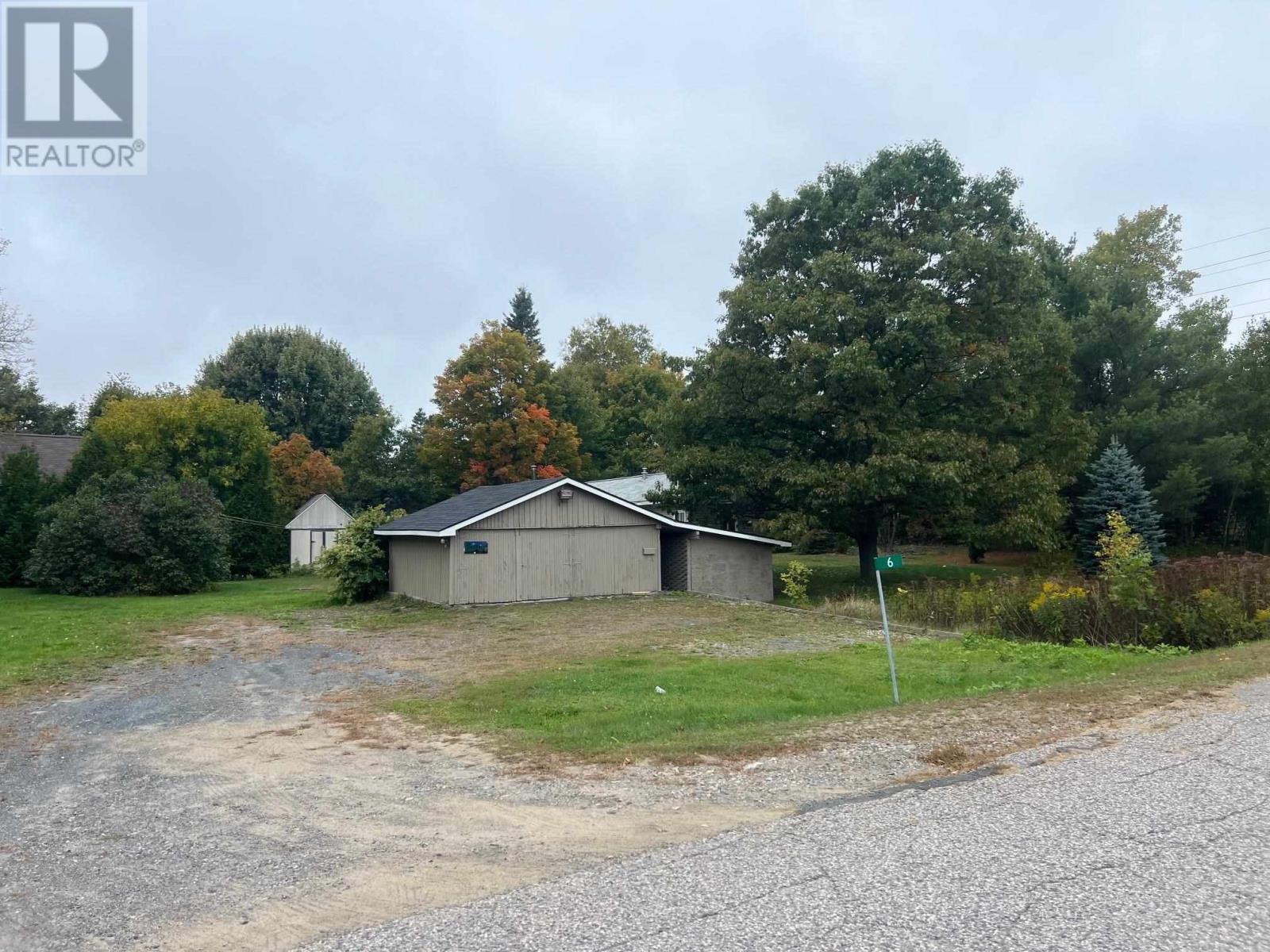 












6 Oak

,
Blind River,




Ontario
P0R1B0

