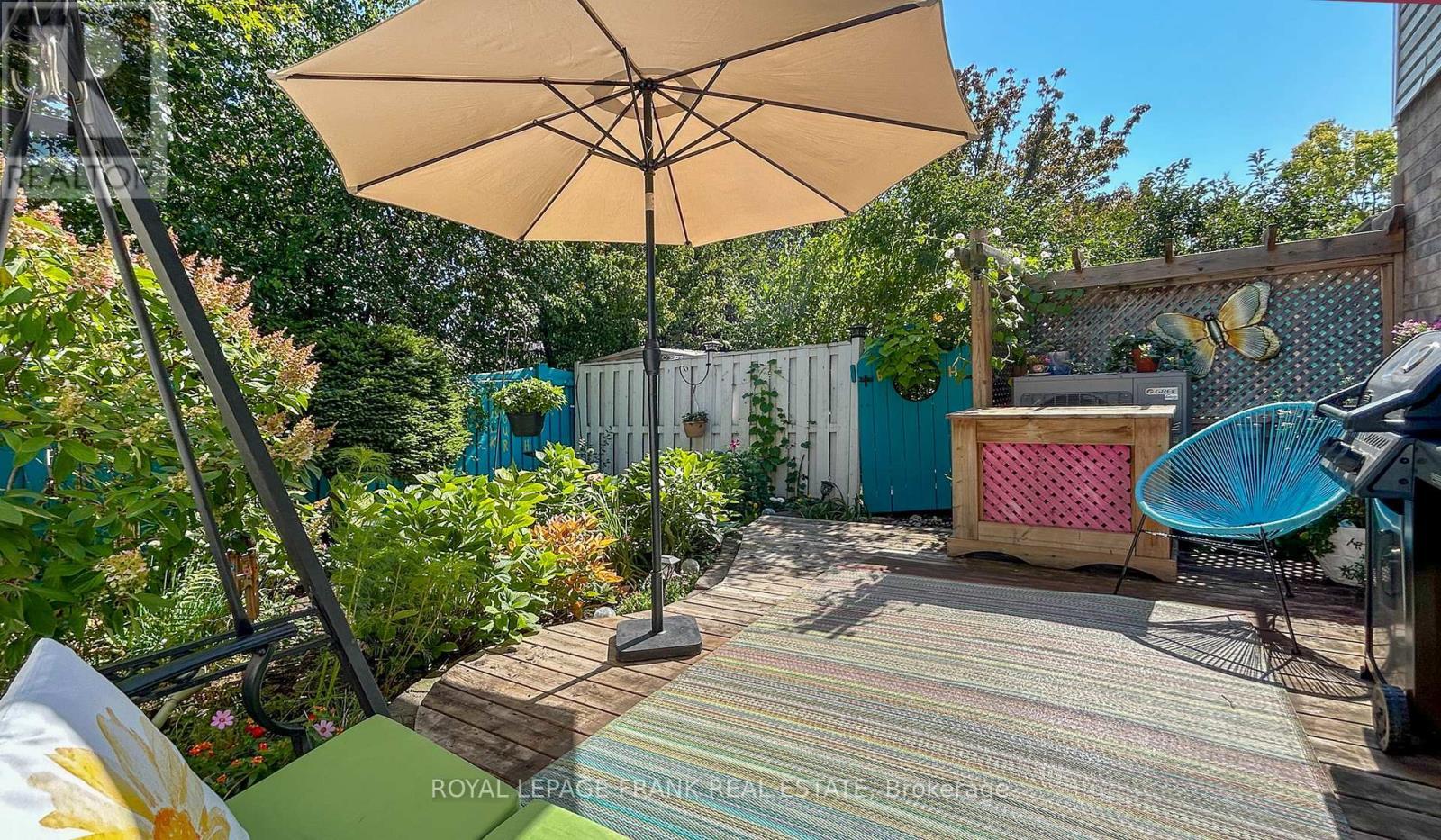 












36 GREENGROVE WAY

,
Whitby (Rolling Acres),




Ontario
L1R2N4

