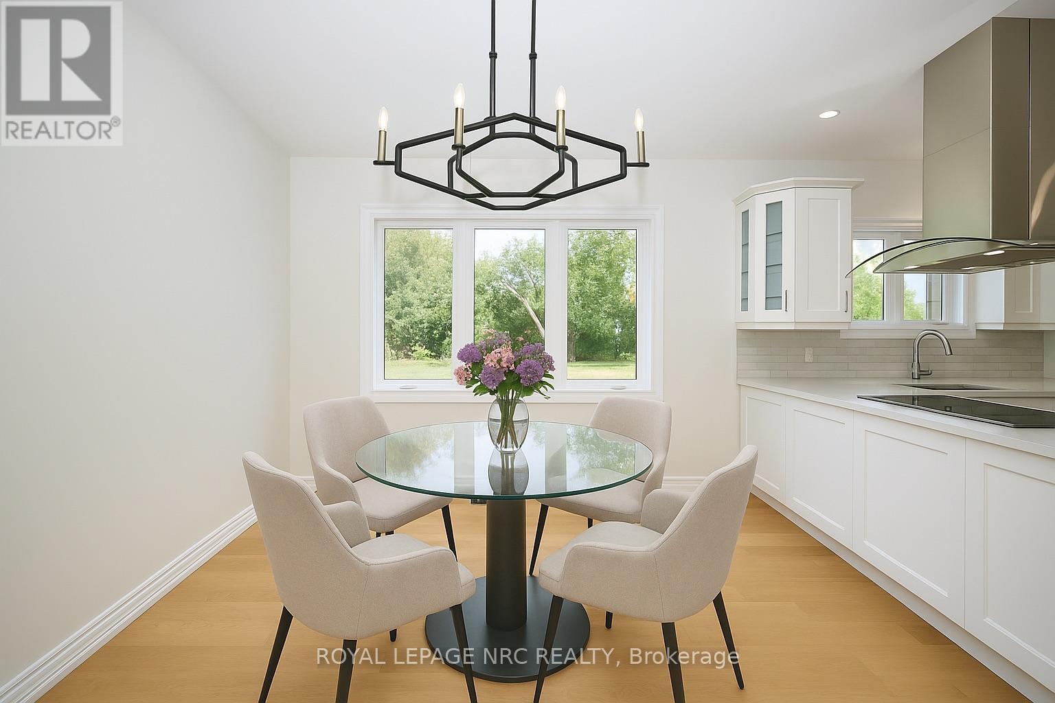 












17 GLENBARR ROAD

,
St. Catharines (Glendale/Glenridge),




Ontario
L2T1Y2

