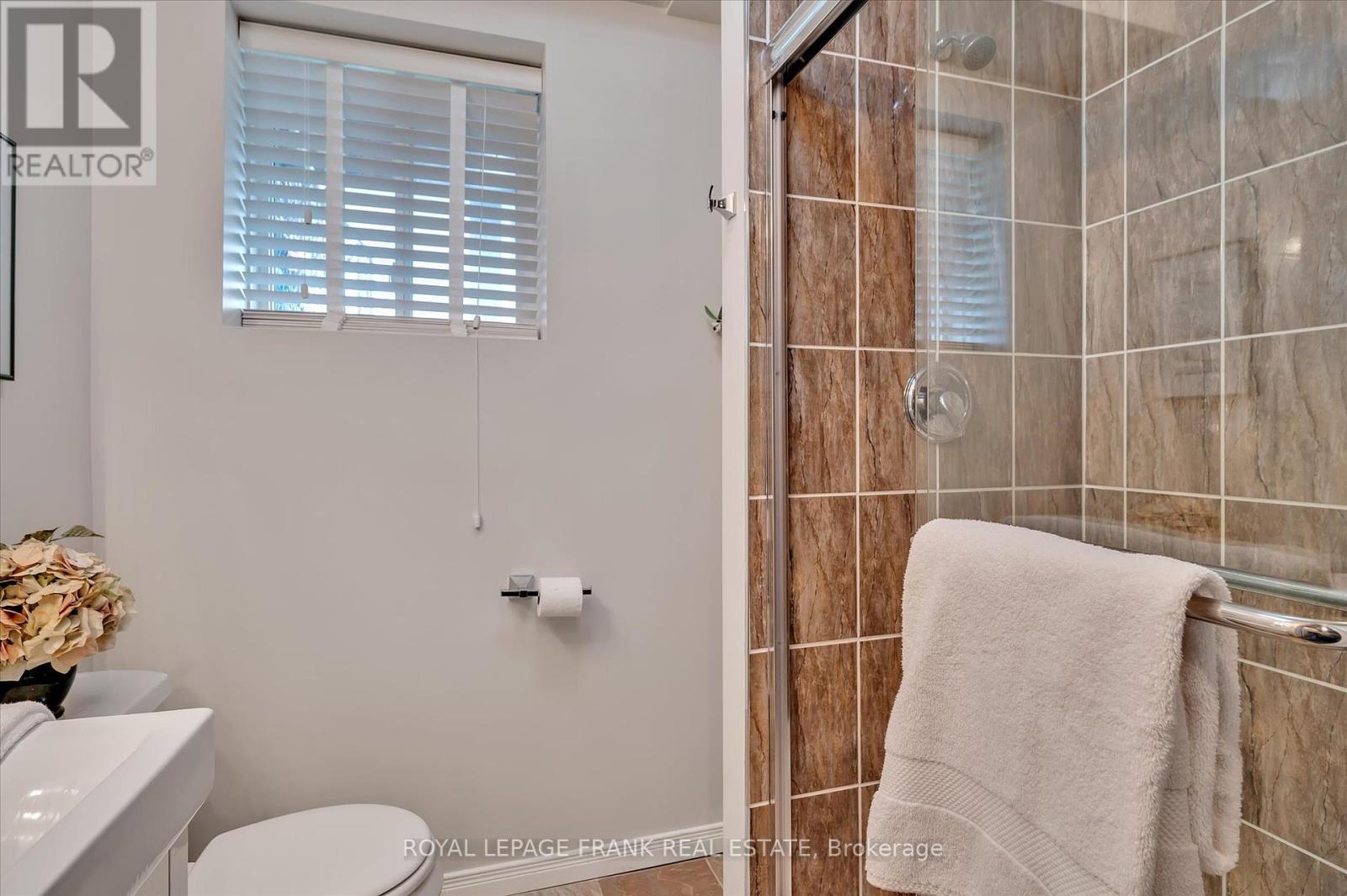 












2114 EASTHILL DRIVE

,
Peterborough (Ashburnham Ward 4),




Ontario
K9L1Y8

