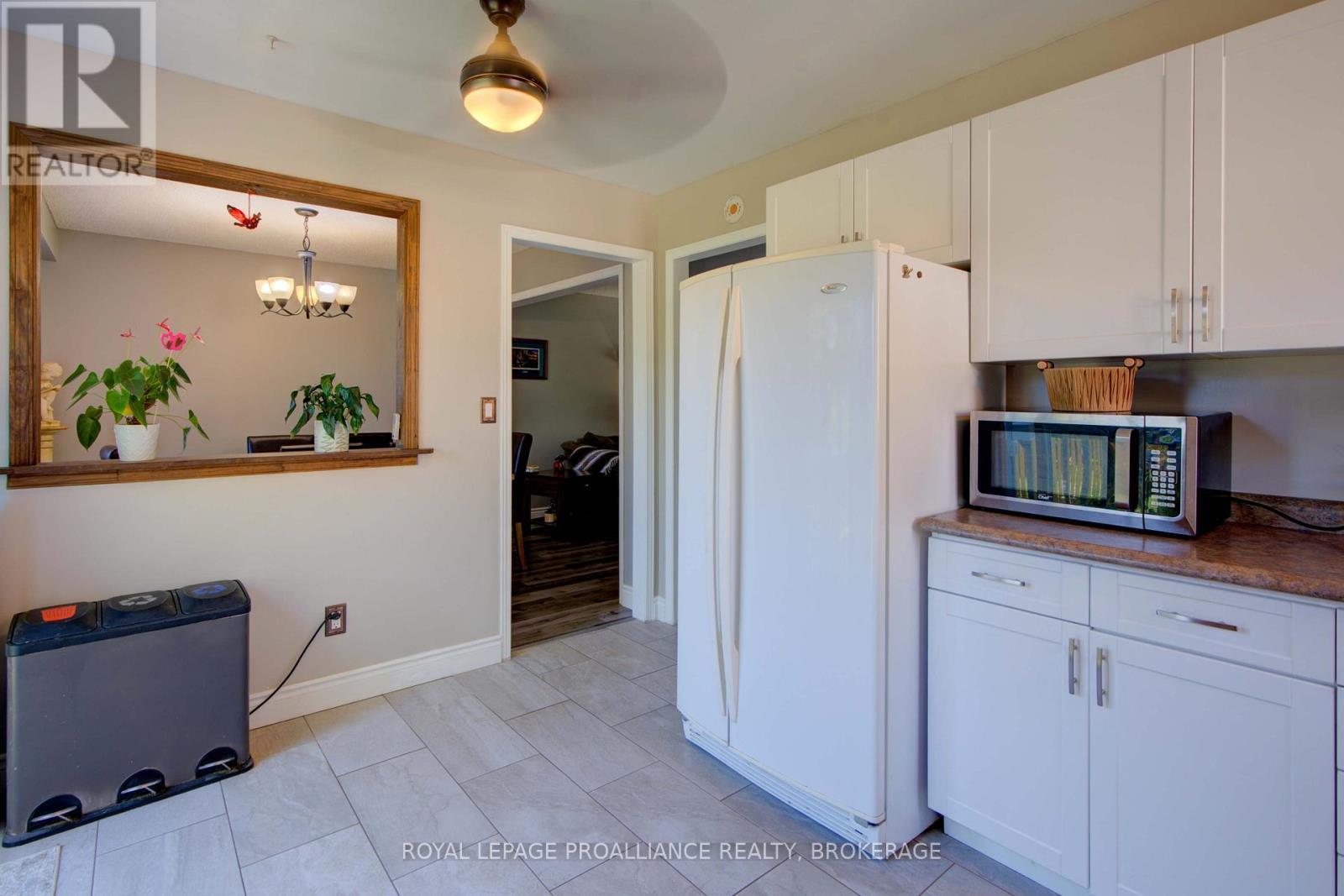












1078 LOMBARDY STREET

,
Kingston (South of Taylor-Kidd Blvd),




Ontario
K7M8M6

