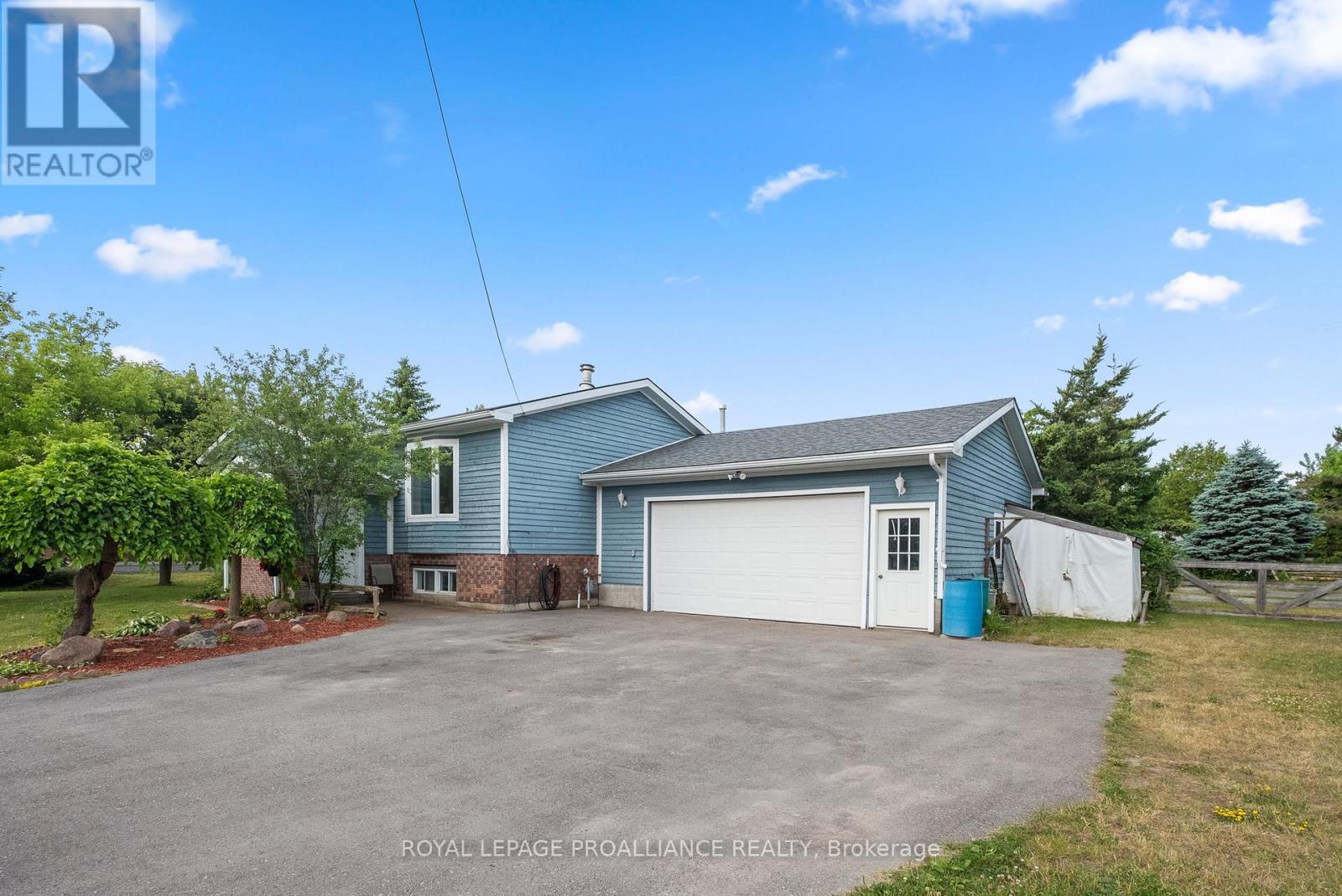 












8 ORIOLE CRESCENT

,
Hamilton Township (Baltimore),




Ontario
K0K1C0

