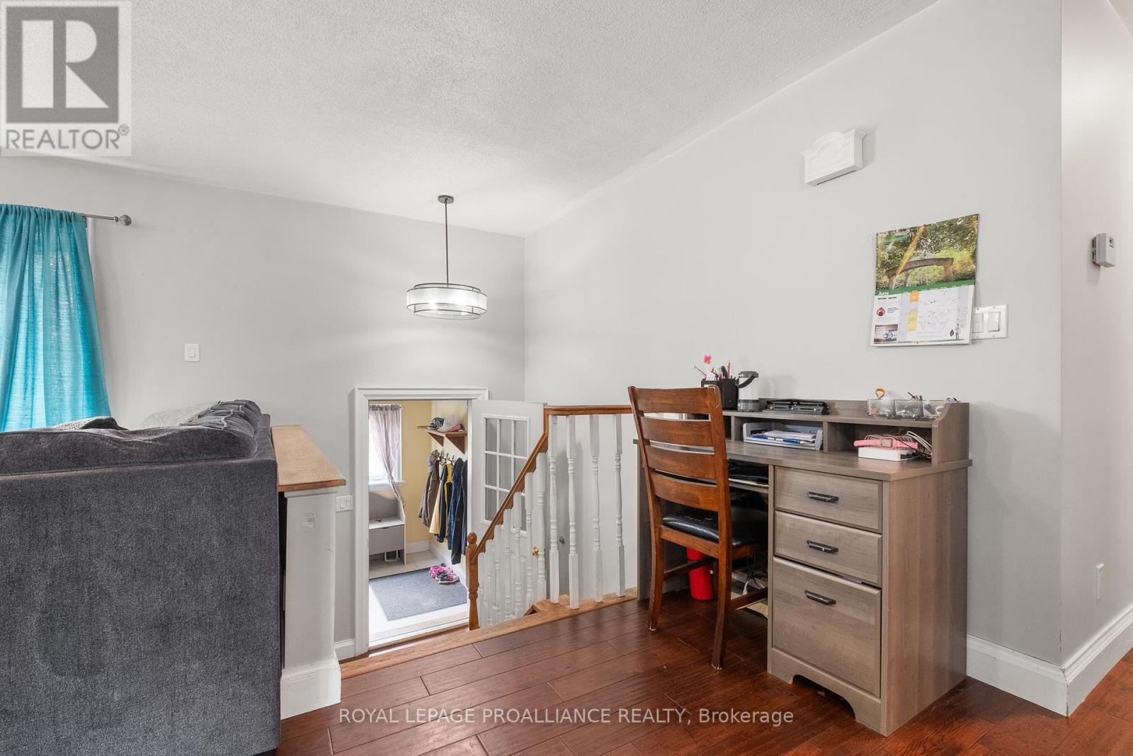 












8 ORIOLE CRESCENT

,
Hamilton Township (Baltimore),




Ontario
K0K1C0

