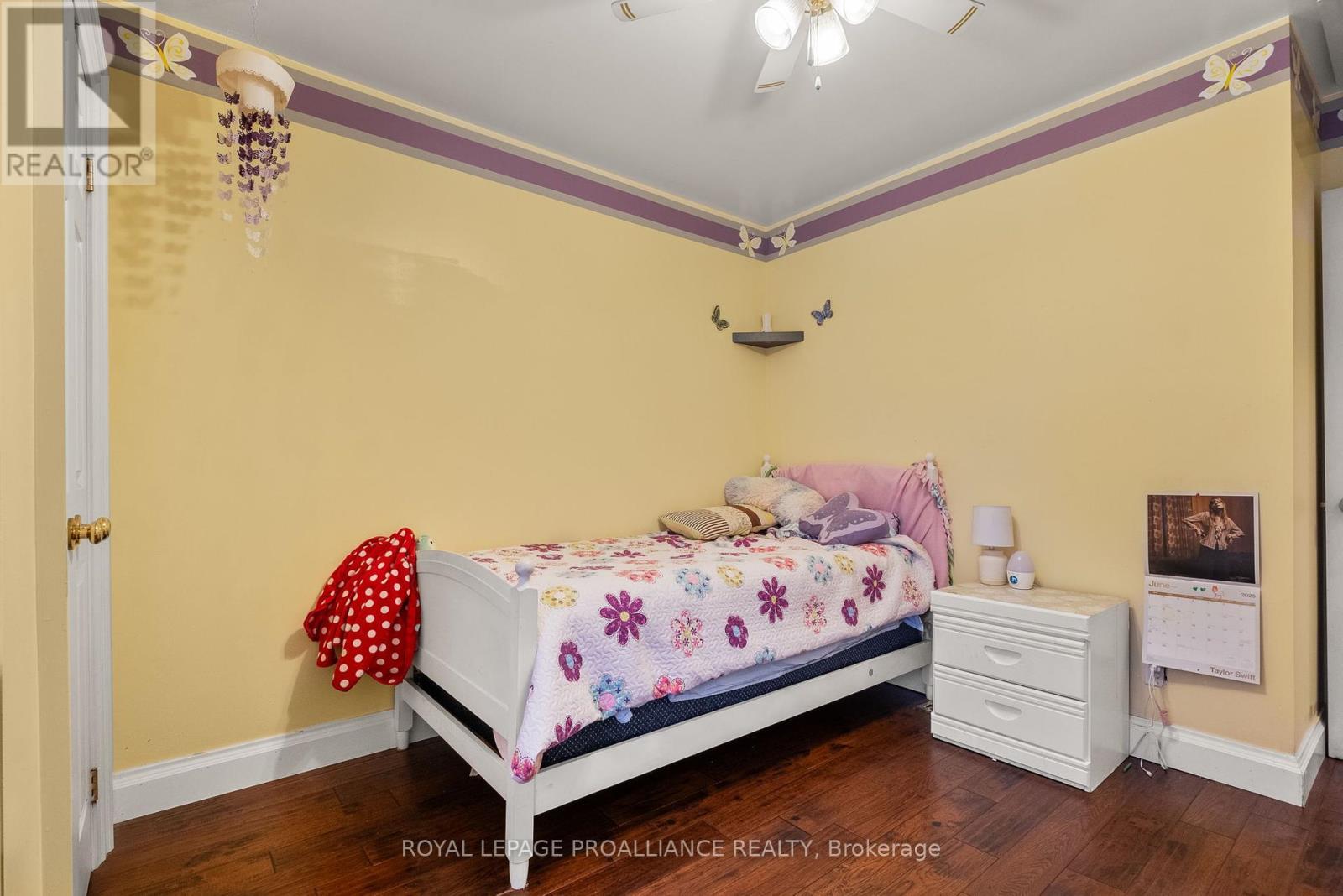 












8 ORIOLE CRESCENT

,
Hamilton Township (Baltimore),




Ontario
K0K1C0

