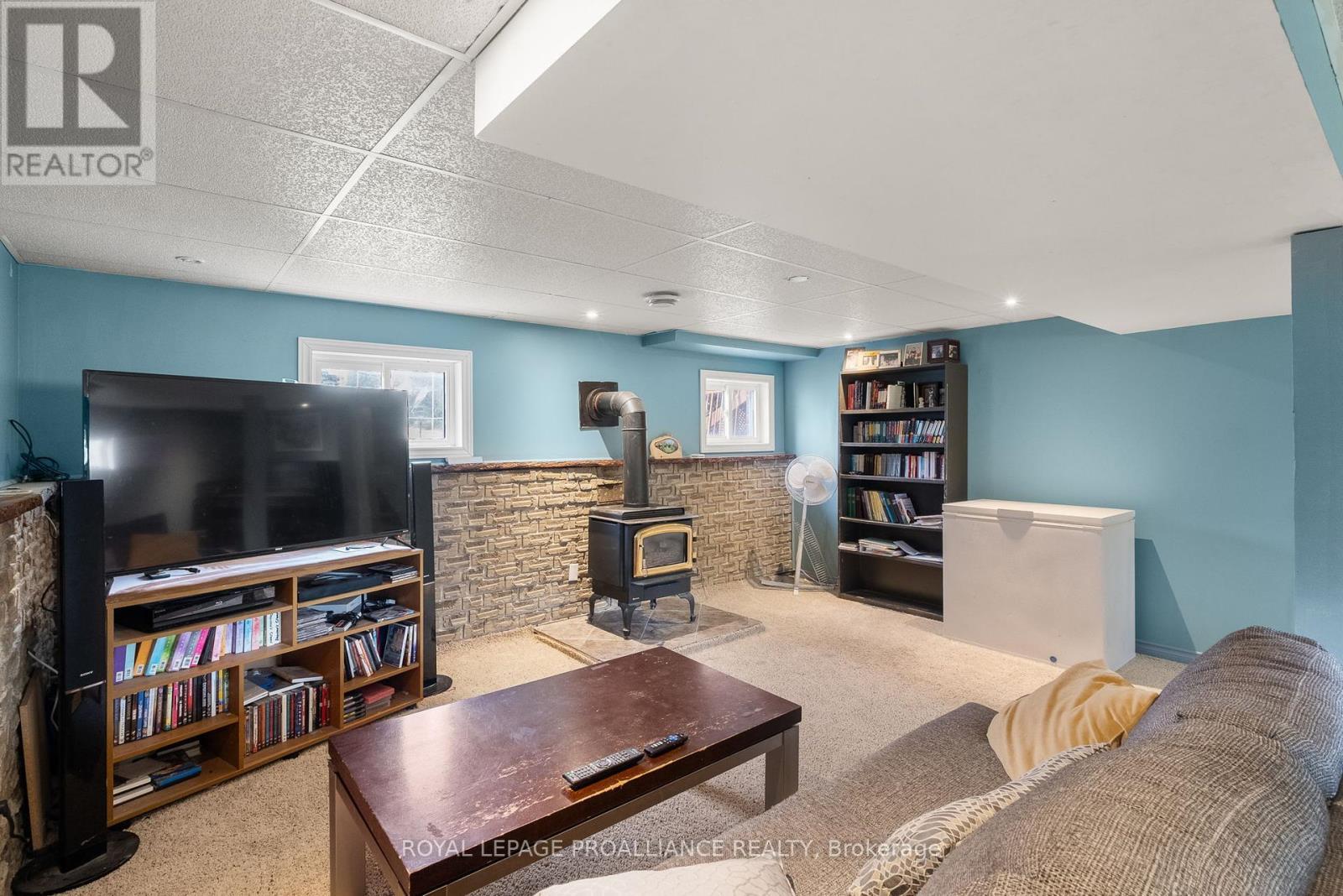 












8 ORIOLE CRESCENT

,
Hamilton Township (Baltimore),




Ontario
K0K1C0

