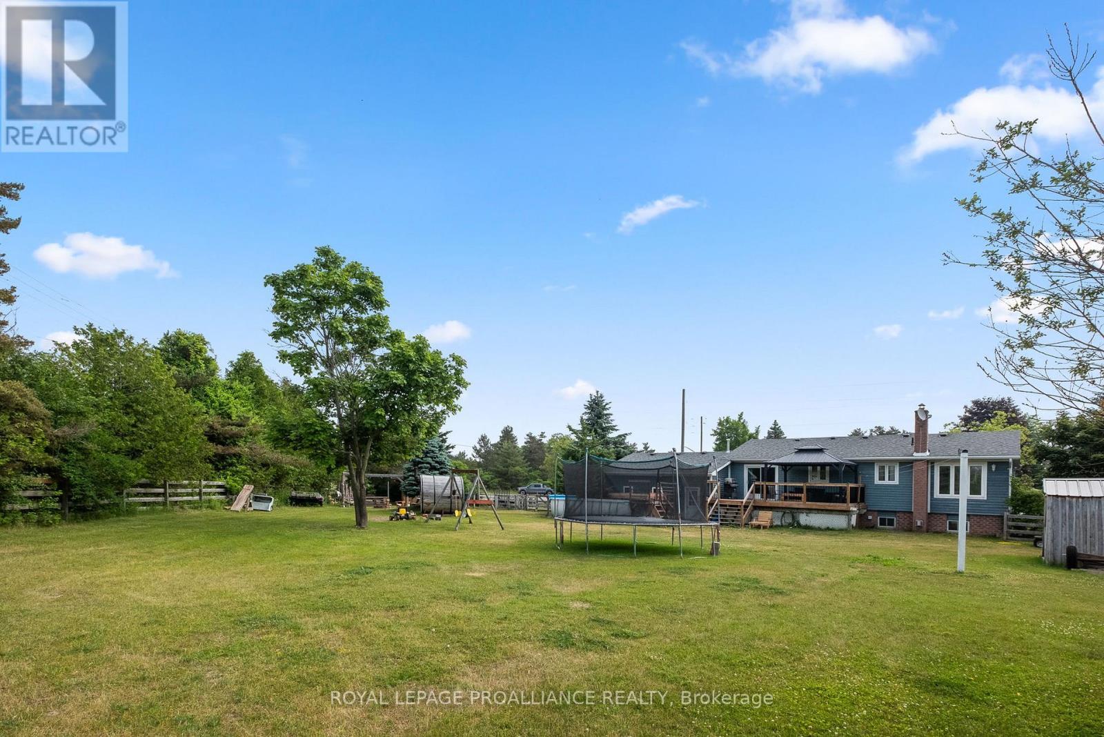 












8 ORIOLE CRESCENT

,
Hamilton Township (Baltimore),




Ontario
K0K1C0

