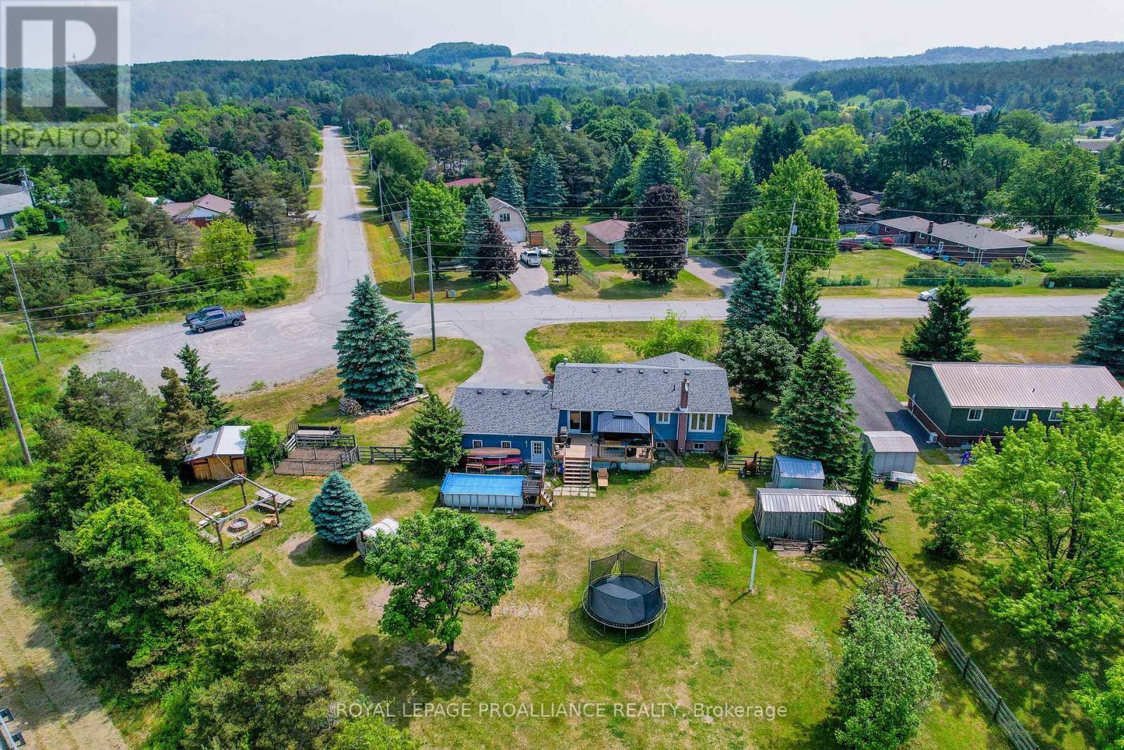 












8 ORIOLE CRESCENT

,
Hamilton Township (Baltimore),




Ontario
K0K1C0


