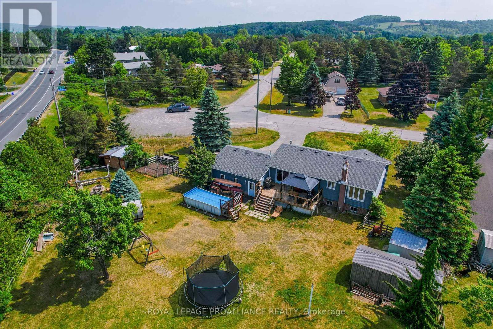 












8 ORIOLE CRESCENT

,
Hamilton Township (Baltimore),




Ontario
K0K1C0

