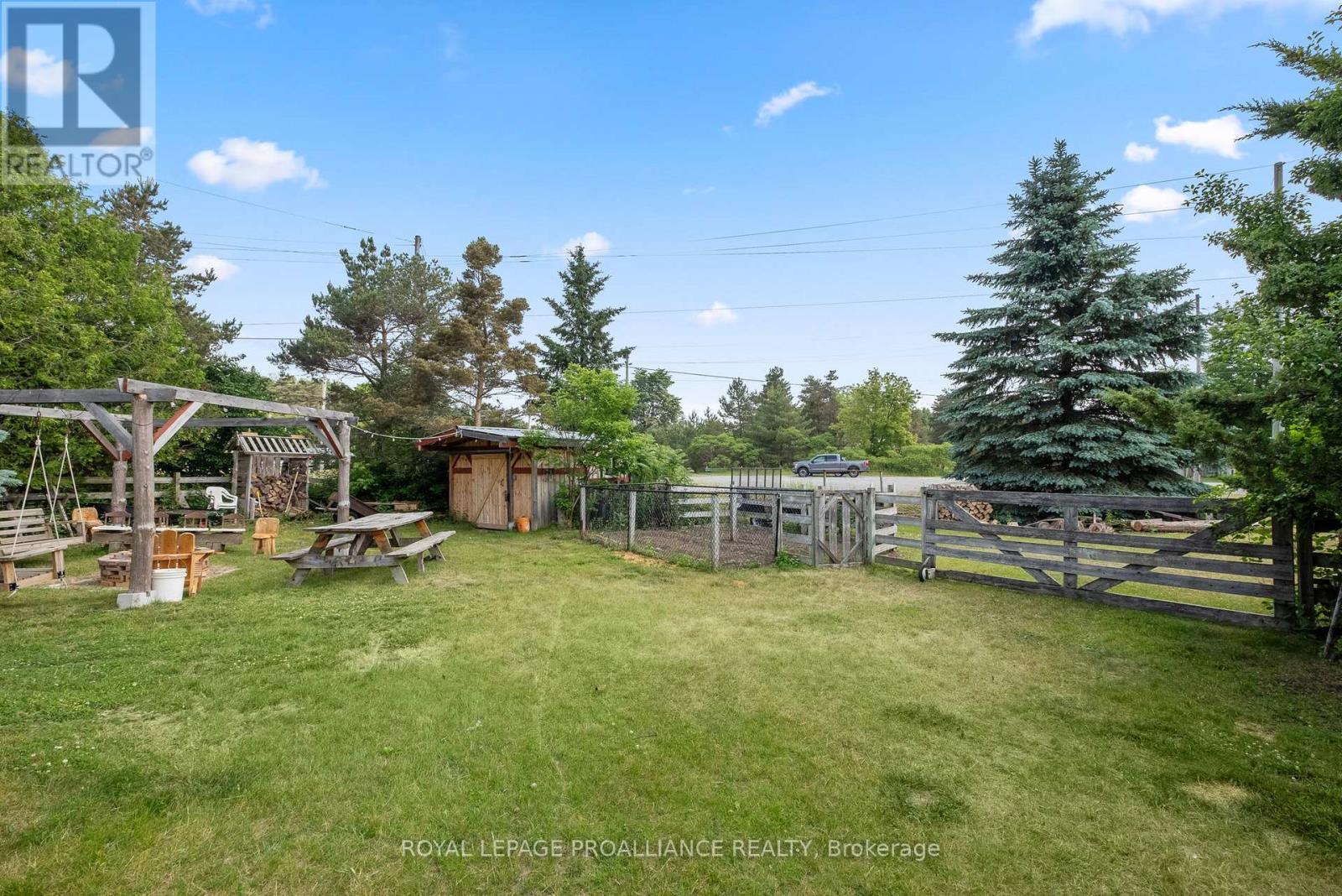 












8 ORIOLE CRESCENT

,
Hamilton Township (Baltimore),




Ontario
K0K1C0

