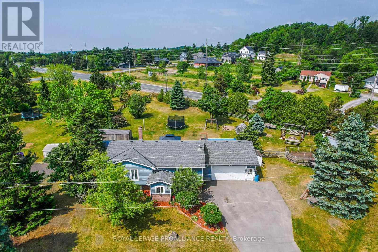 












8 ORIOLE CRESCENT

,
Hamilton Township (Baltimore),




Ontario
K0K1C0

