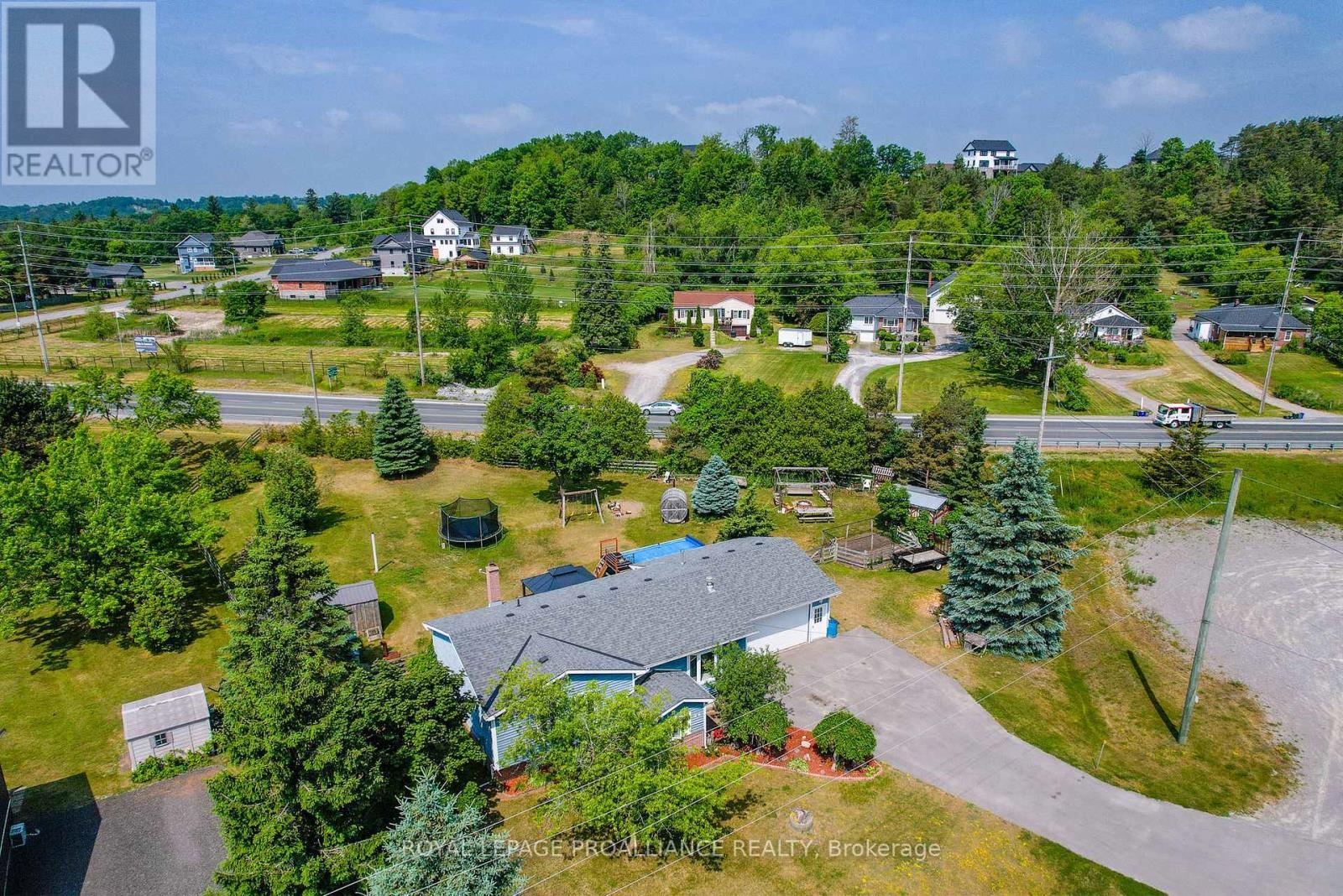 












8 ORIOLE CRESCENT

,
Hamilton Township (Baltimore),




Ontario
K0K1C0

