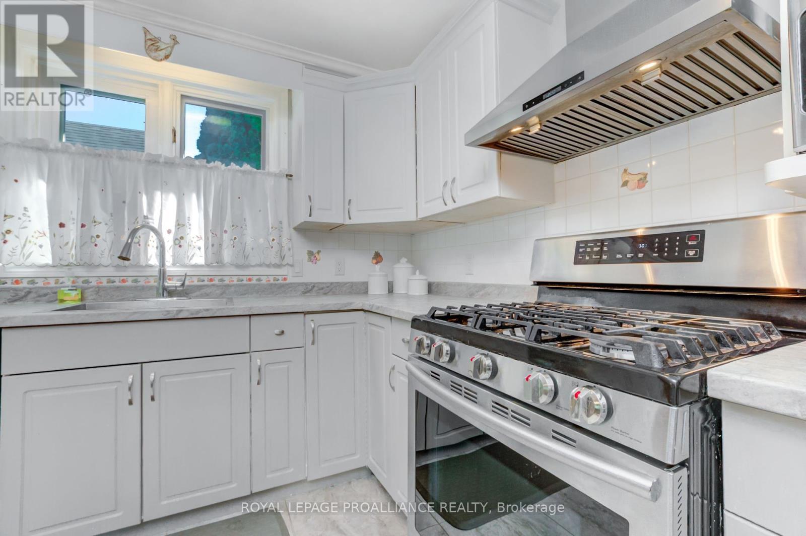 












25 MILLS ROAD

,
Brighton,




Ontario
K0K1H0

