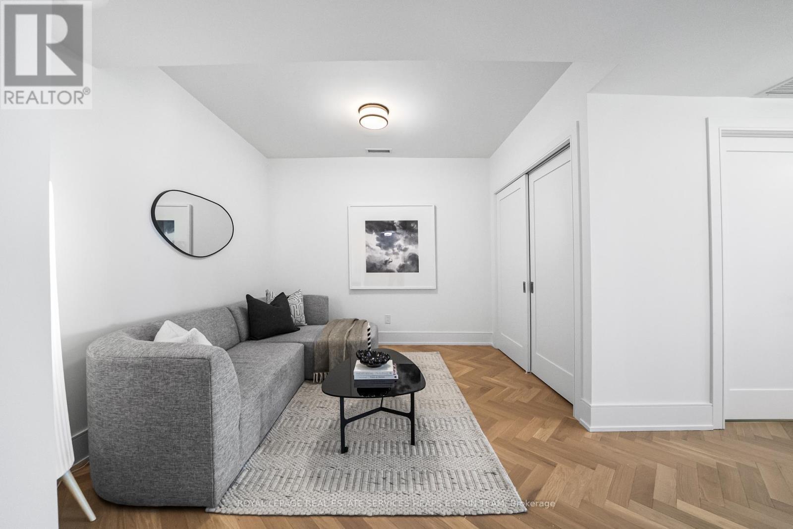 












213 - 155 MERCHANTS' WHARF

,
Toronto,




Ontario
M5A0Y4

