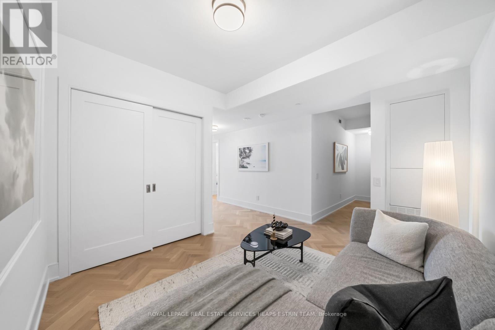 












213 - 155 MERCHANTS' WHARF

,
Toronto,




Ontario
M5A0Y4

