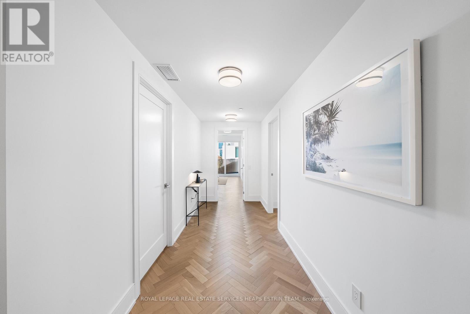 












213 - 155 MERCHANTS' WHARF

,
Toronto,




Ontario
M5A0Y4

