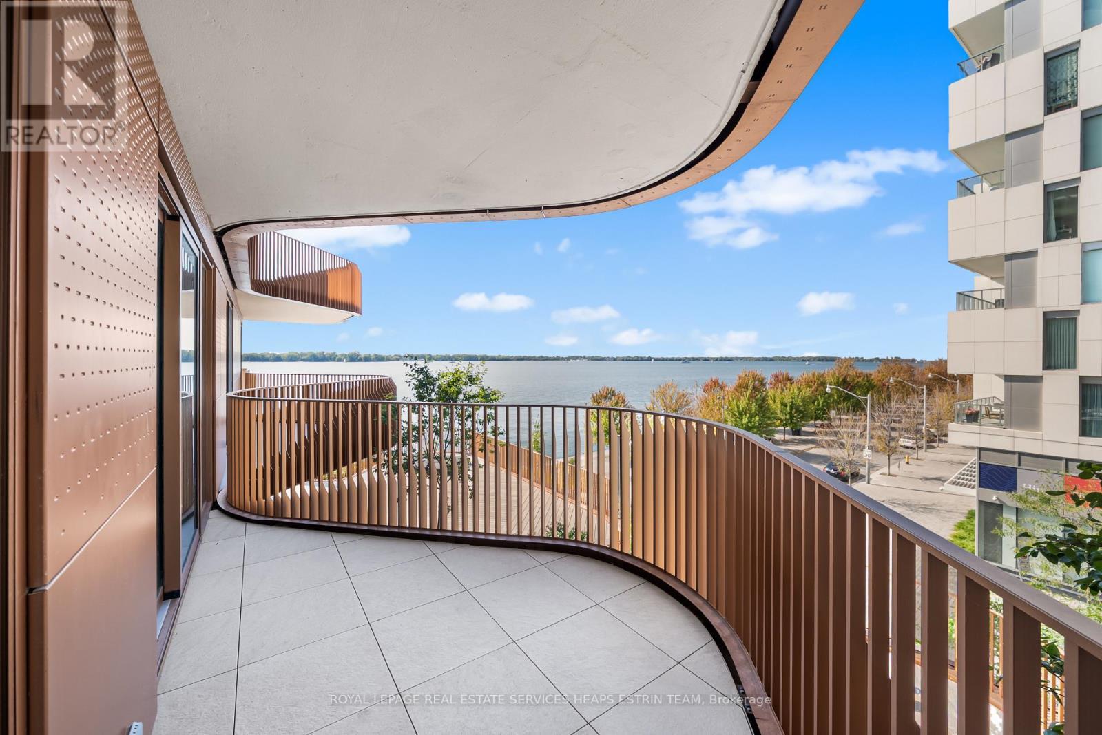 












213 - 155 MERCHANTS' WHARF

,
Toronto,




Ontario
M5A0Y4

