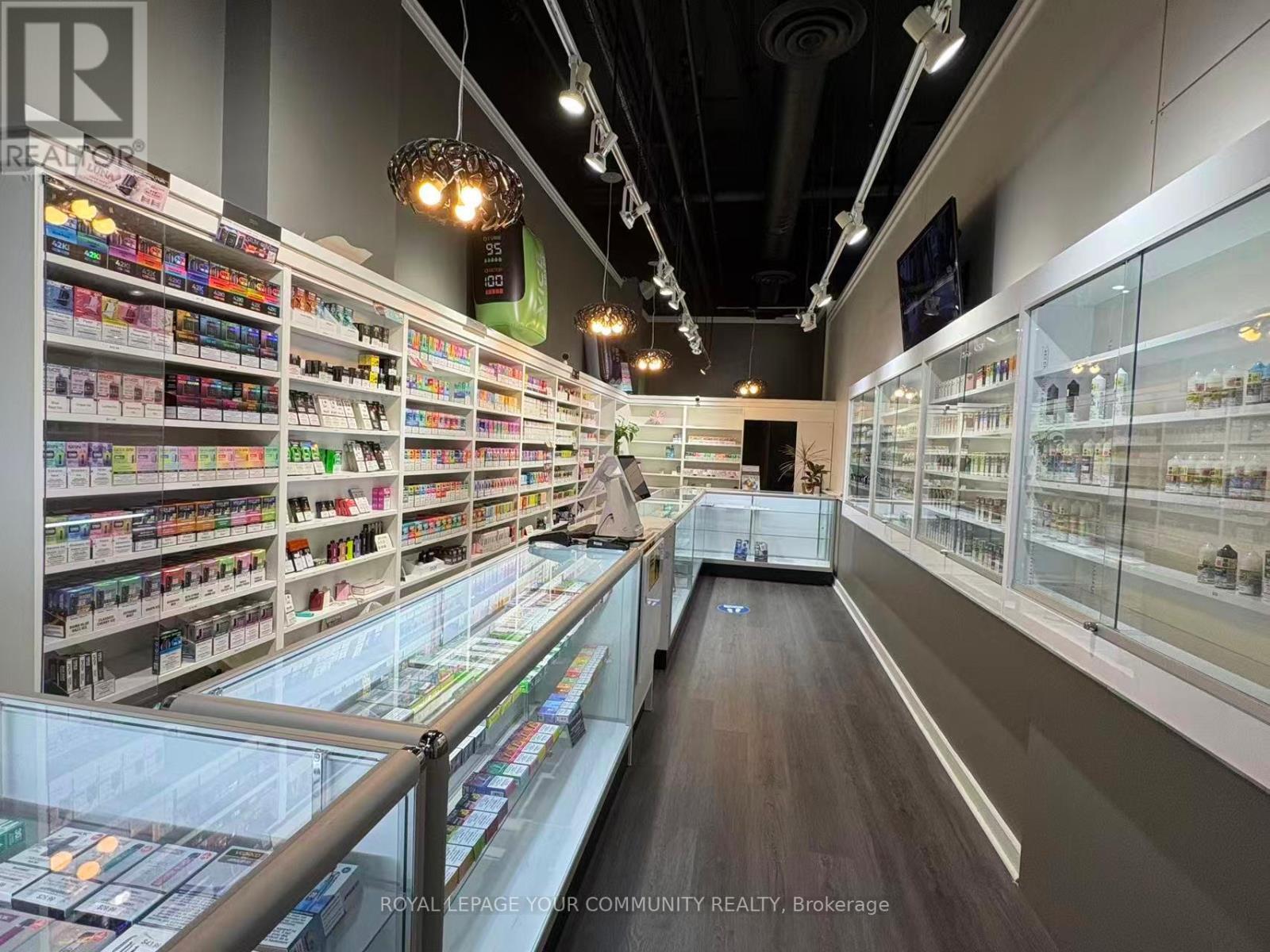 












UNIT 4 - 500 CHURCH STREET

,
Toronto,




Ontario
M4Y2C8

