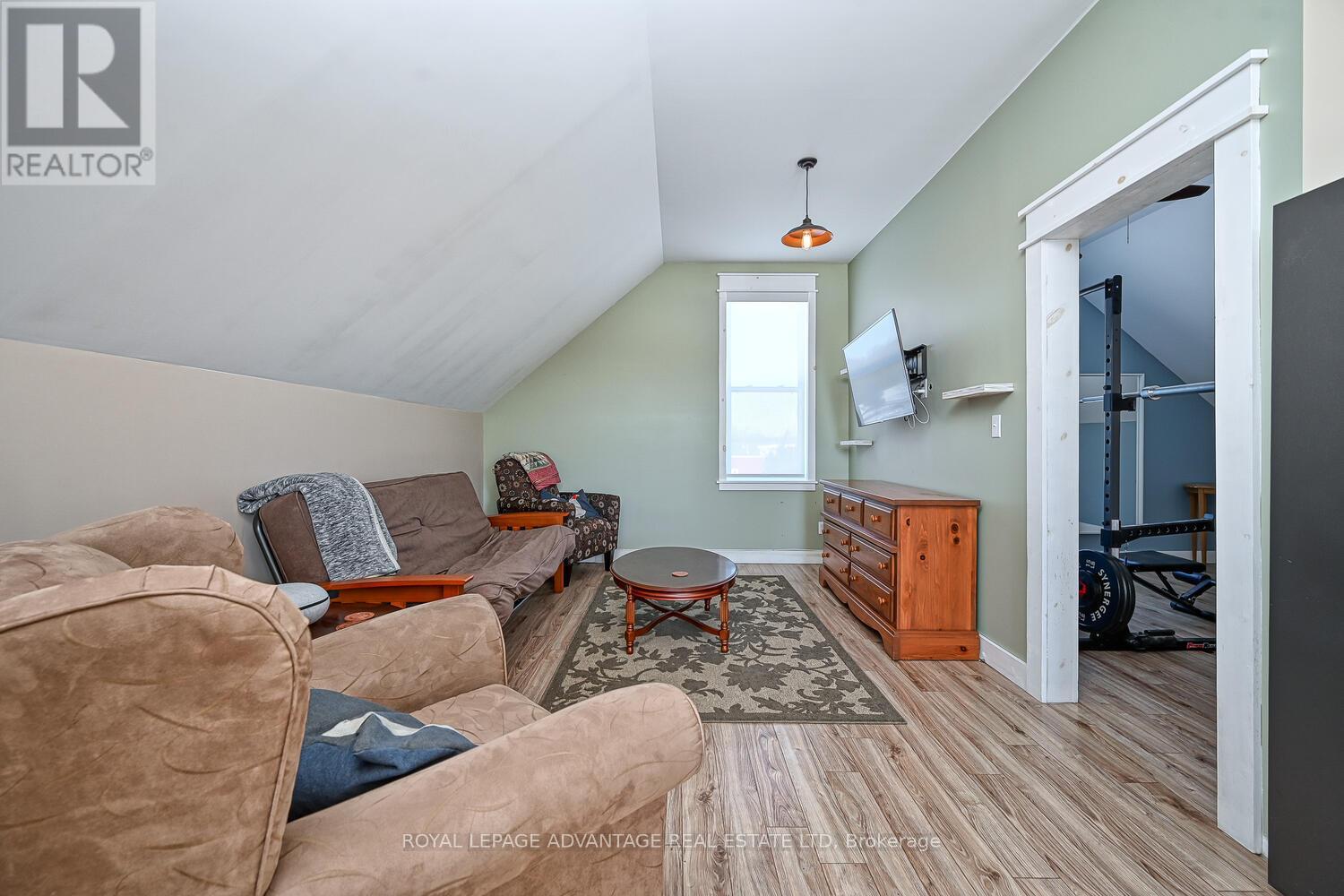 












455 CHURCHILL ROAD

,
Drummond/North Elmsley,




Ontario
K7A4S4

