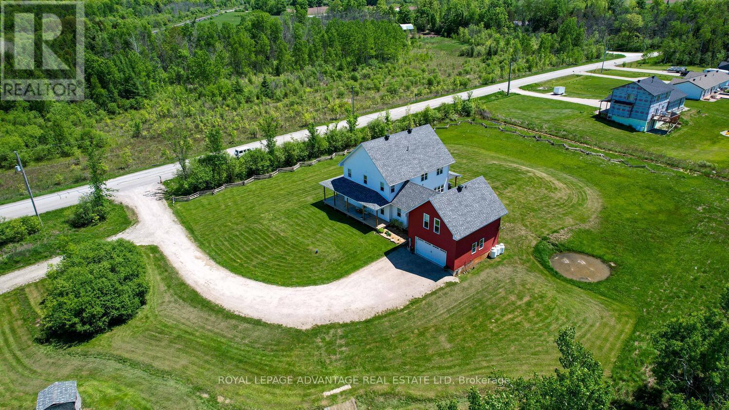












455 CHURCHILL ROAD

,
Drummond/North Elmsley,




Ontario
K7A4S4

