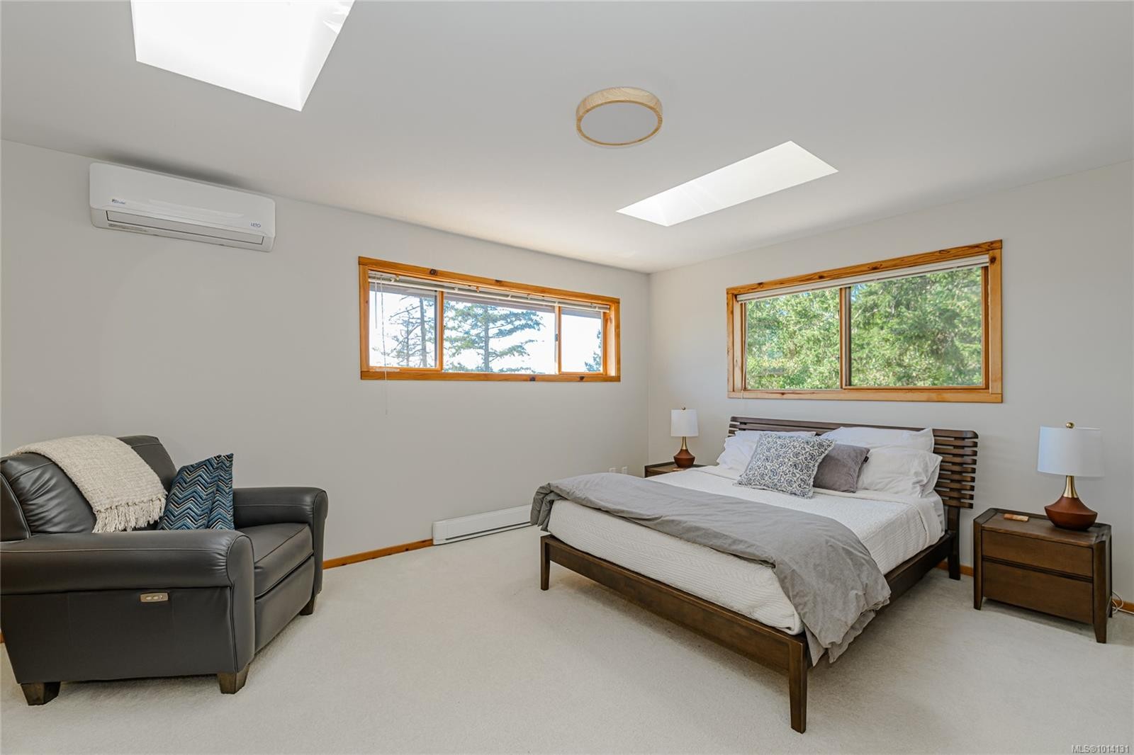 









108


Tern

Rd,
Salt Spring,




BC
V8K 1G9


