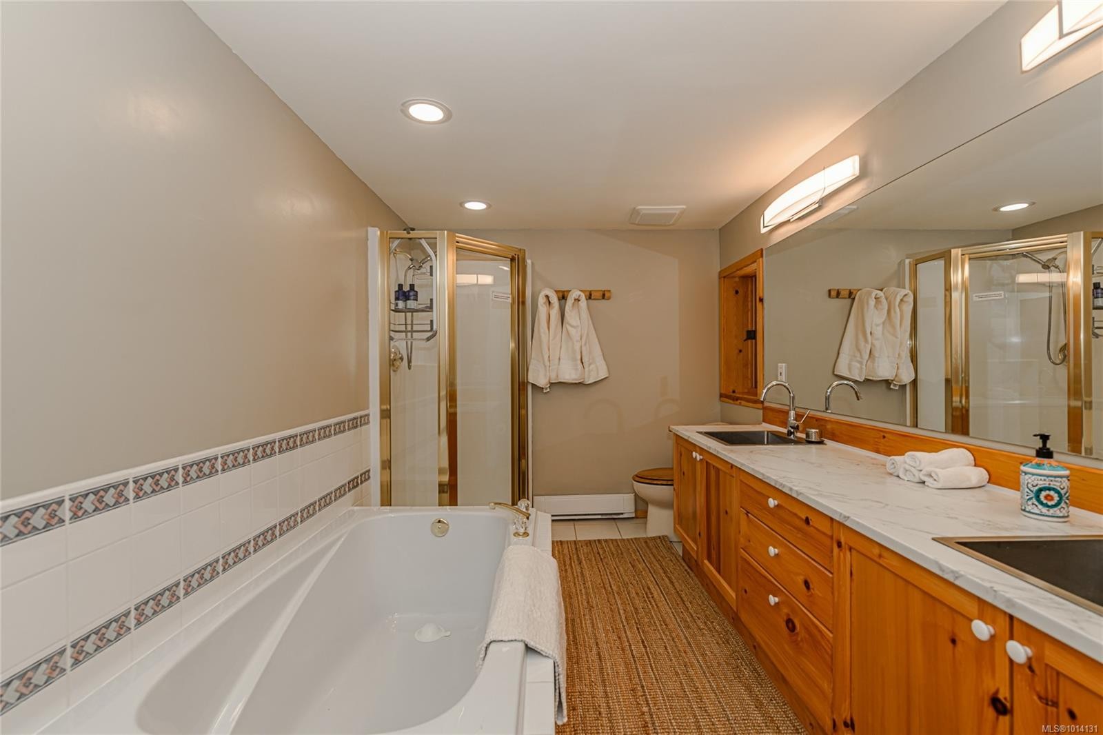 









108


Tern

Rd,
Salt Spring,




BC
V8K 1G9

