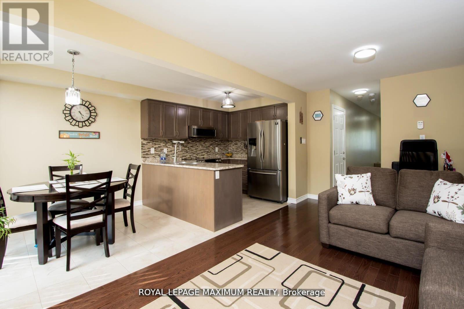 












8 - 31 TOWNLINE

,
Orangeville,




Ontario
L9W2K7

