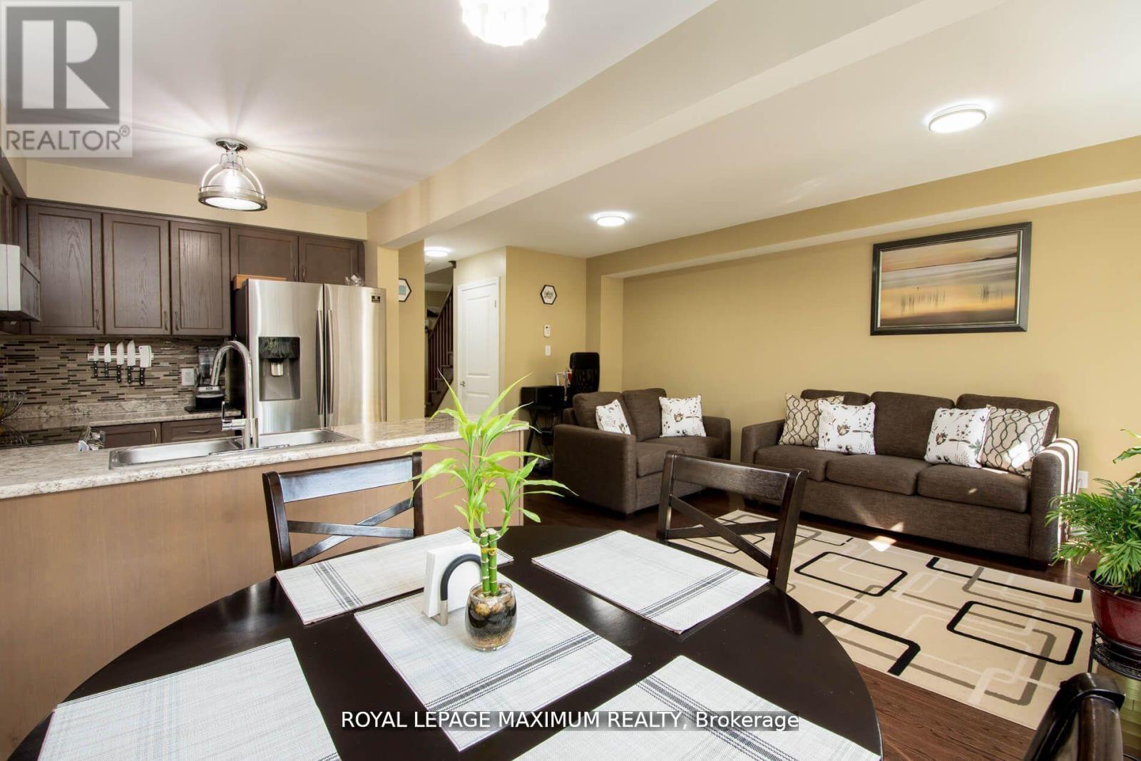 












8 - 31 TOWNLINE

,
Orangeville,




Ontario
L9W2K7

