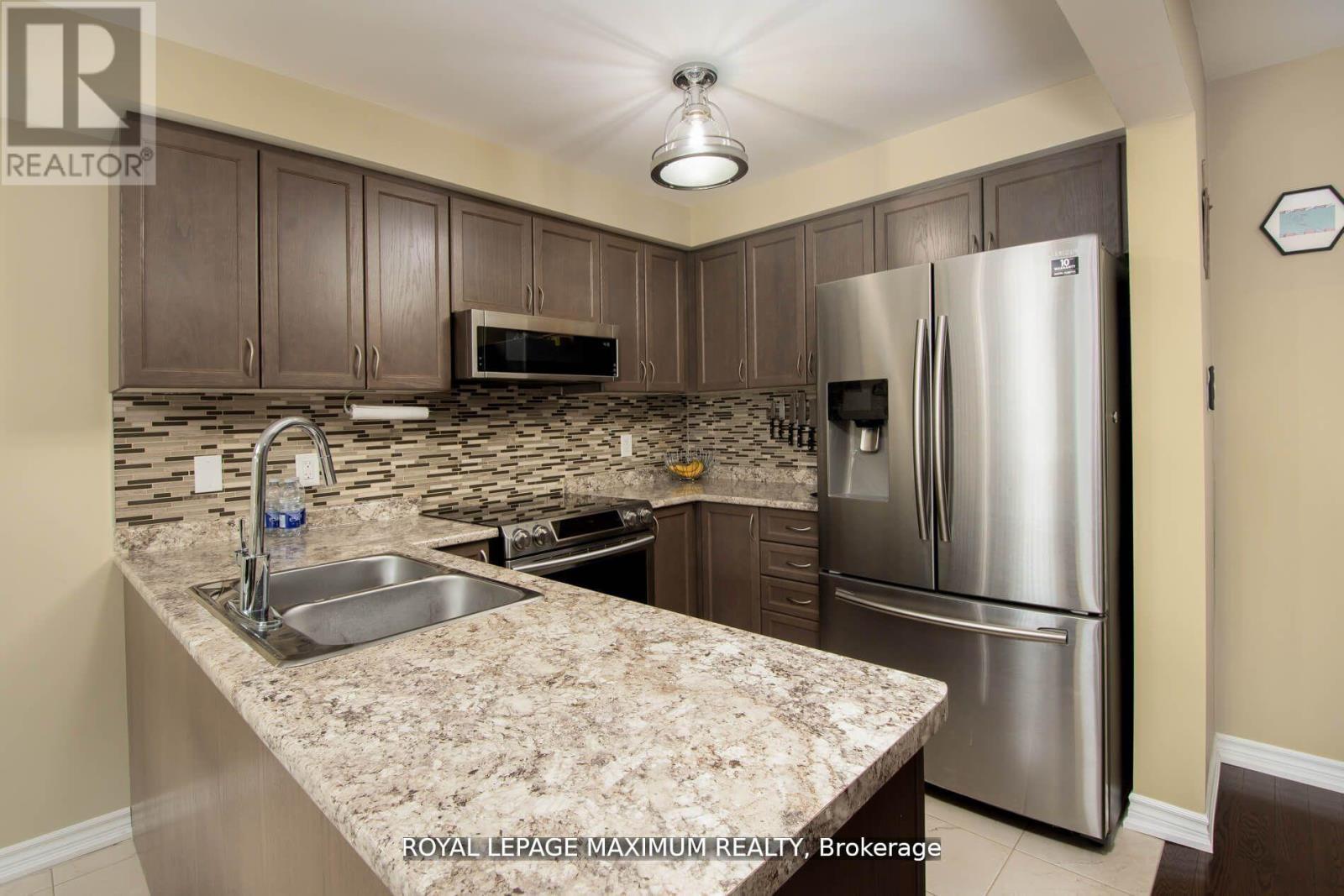 












8 - 31 TOWNLINE

,
Orangeville,




Ontario
L9W2K7

