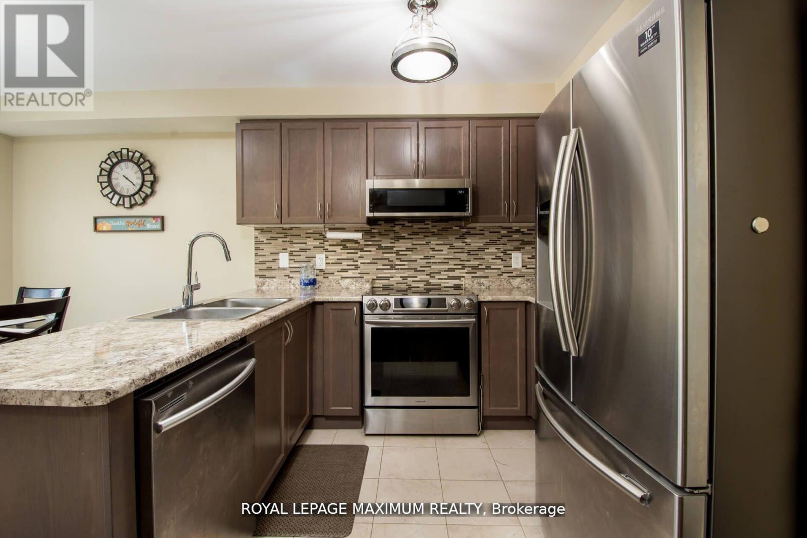 












8 - 31 TOWNLINE

,
Orangeville,




Ontario
L9W2K7

