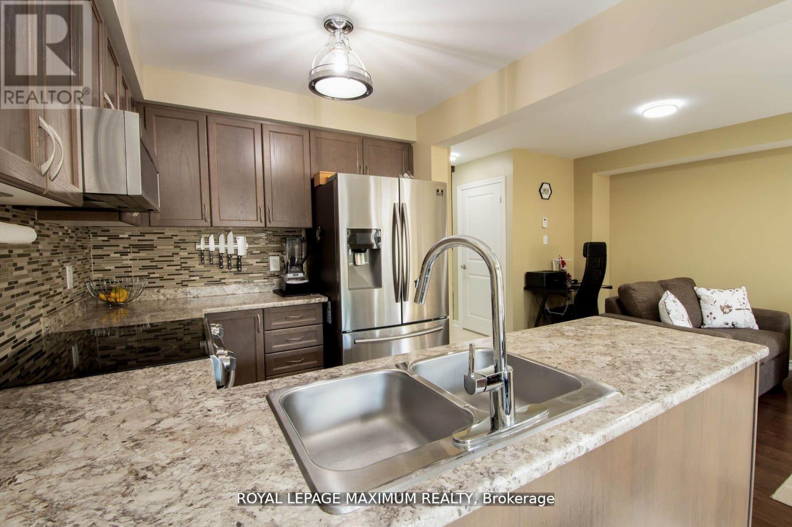 












8 - 31 TOWNLINE

,
Orangeville,




Ontario
L9W2K7

