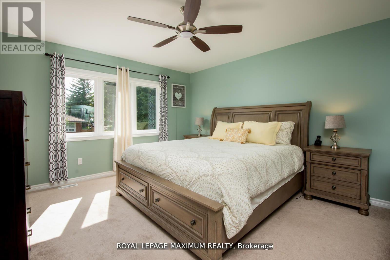 












8 - 31 TOWNLINE

,
Orangeville,




Ontario
L9W2K7

