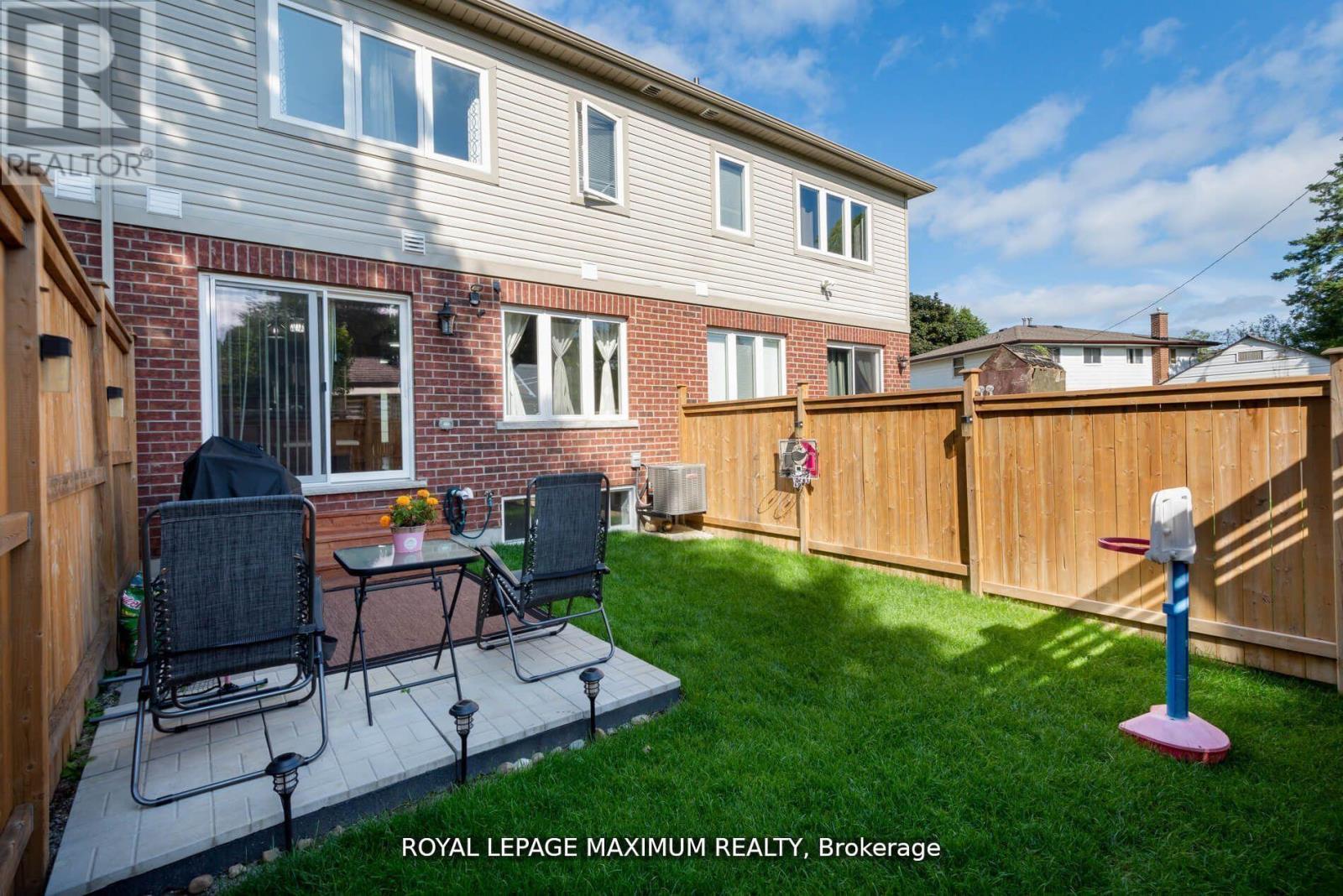 












8 - 31 TOWNLINE

,
Orangeville,




Ontario
L9W2K7

